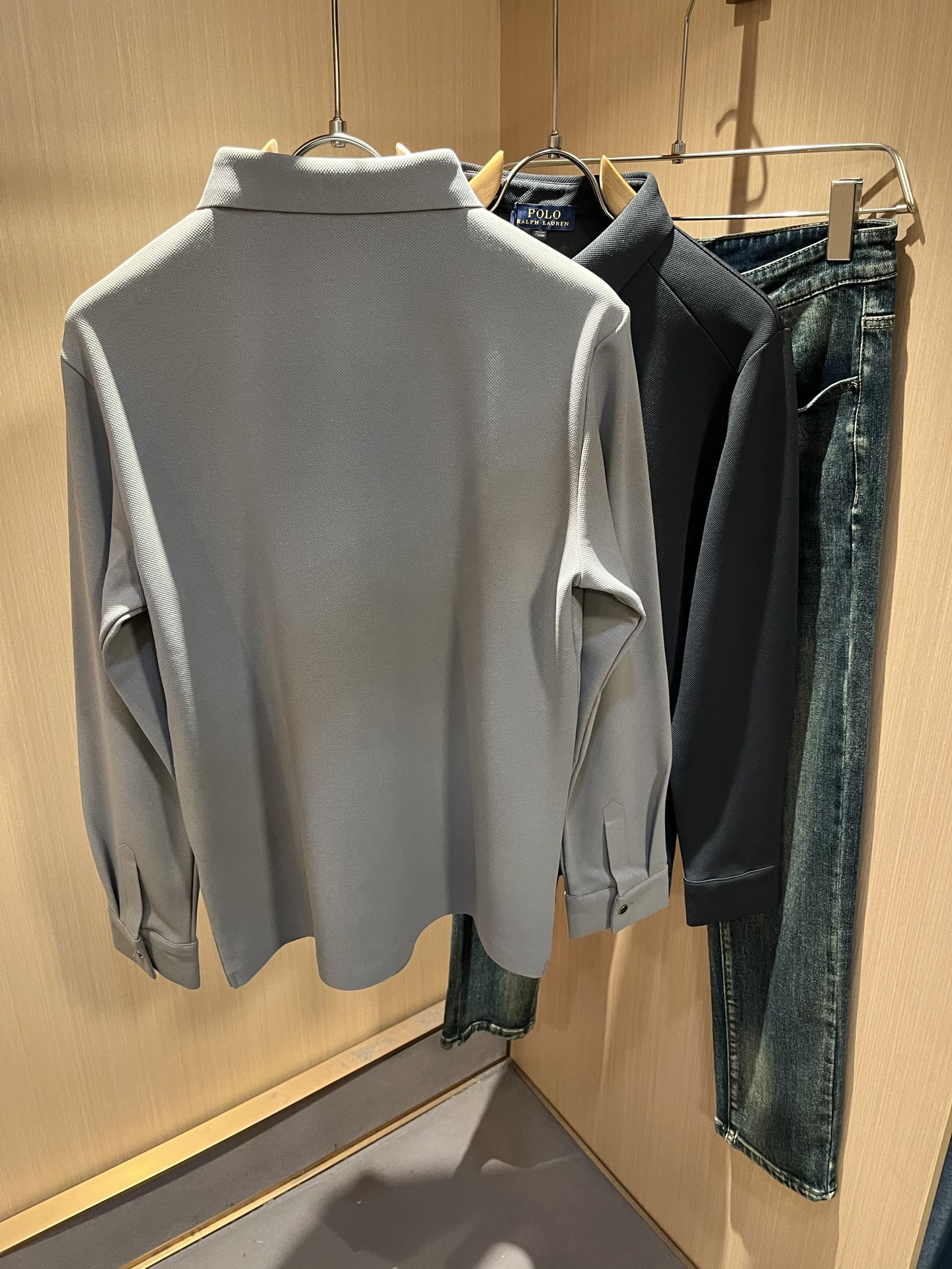 Louls**Vultt*n路易*登 2025秋冬新款松紧腰休闲裤 ！前后标识logo图案修饰！劈裂度达