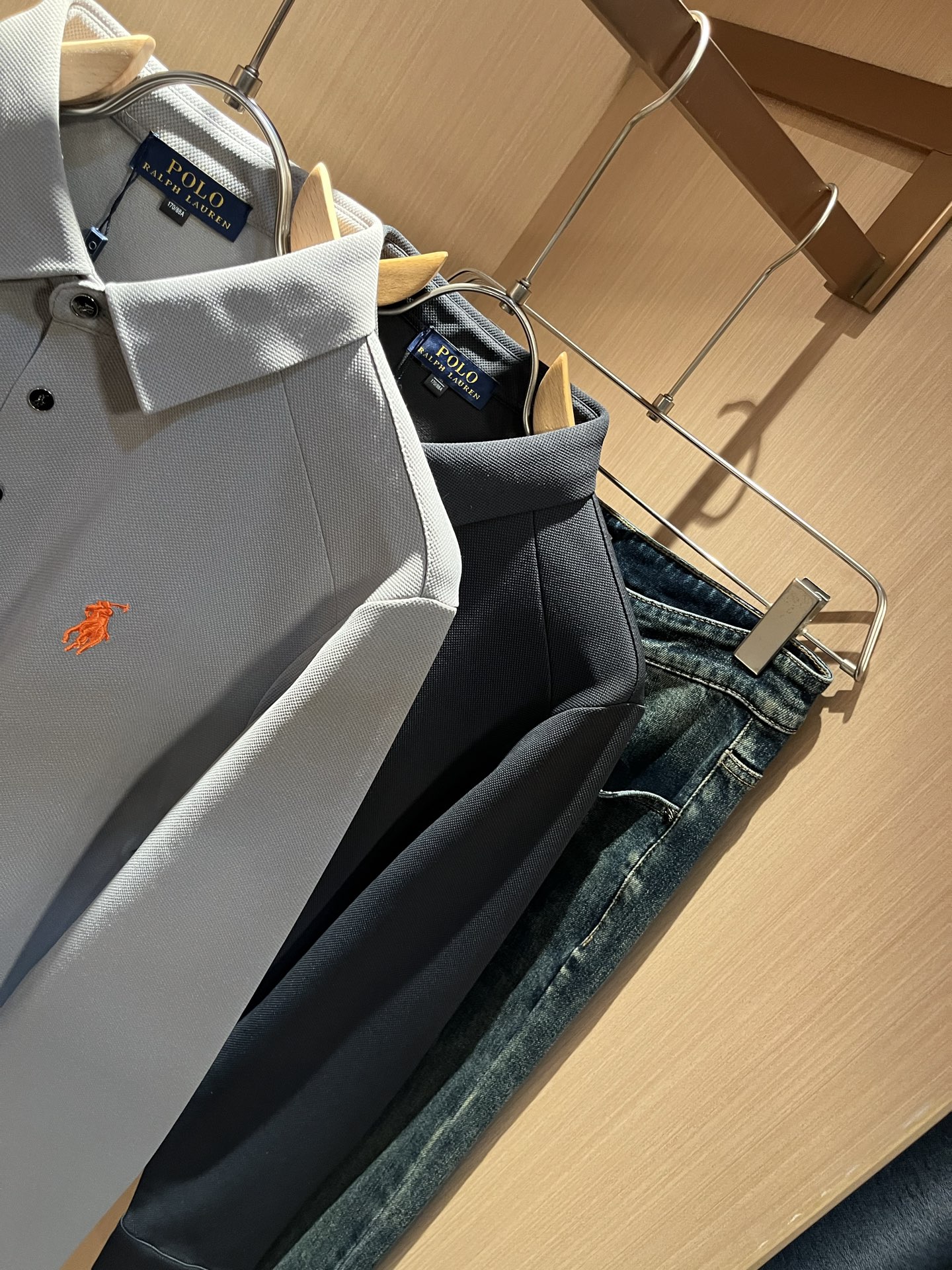 Louls**Vultt*n路易*登 2025秋冬新款松紧腰休闲裤 ！前后标识logo图案修饰！劈裂度达