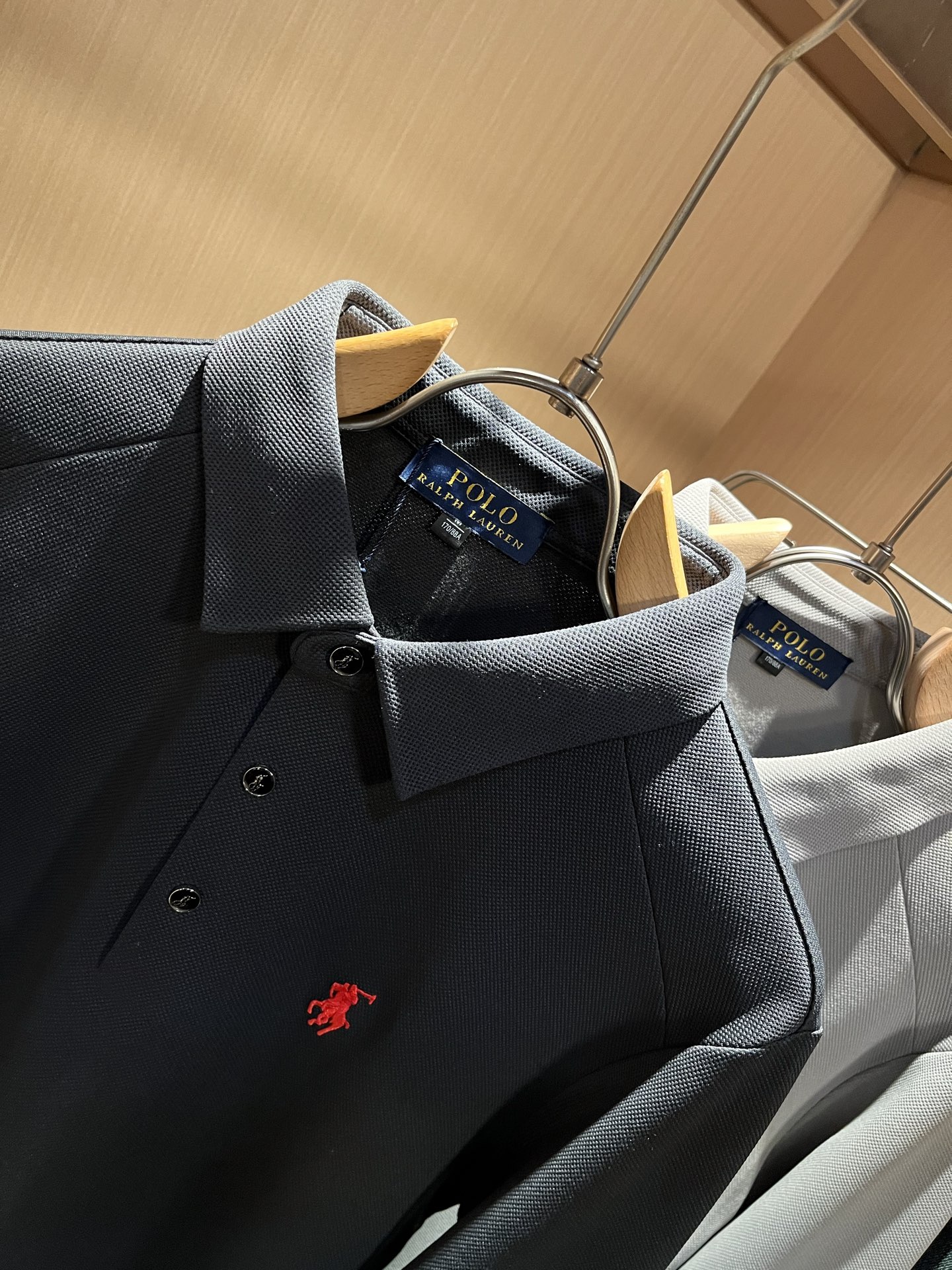 Louls**Vultt*n路易*登 2025秋冬新款松紧腰休闲裤 ！前后标识logo图案修饰！劈裂度达