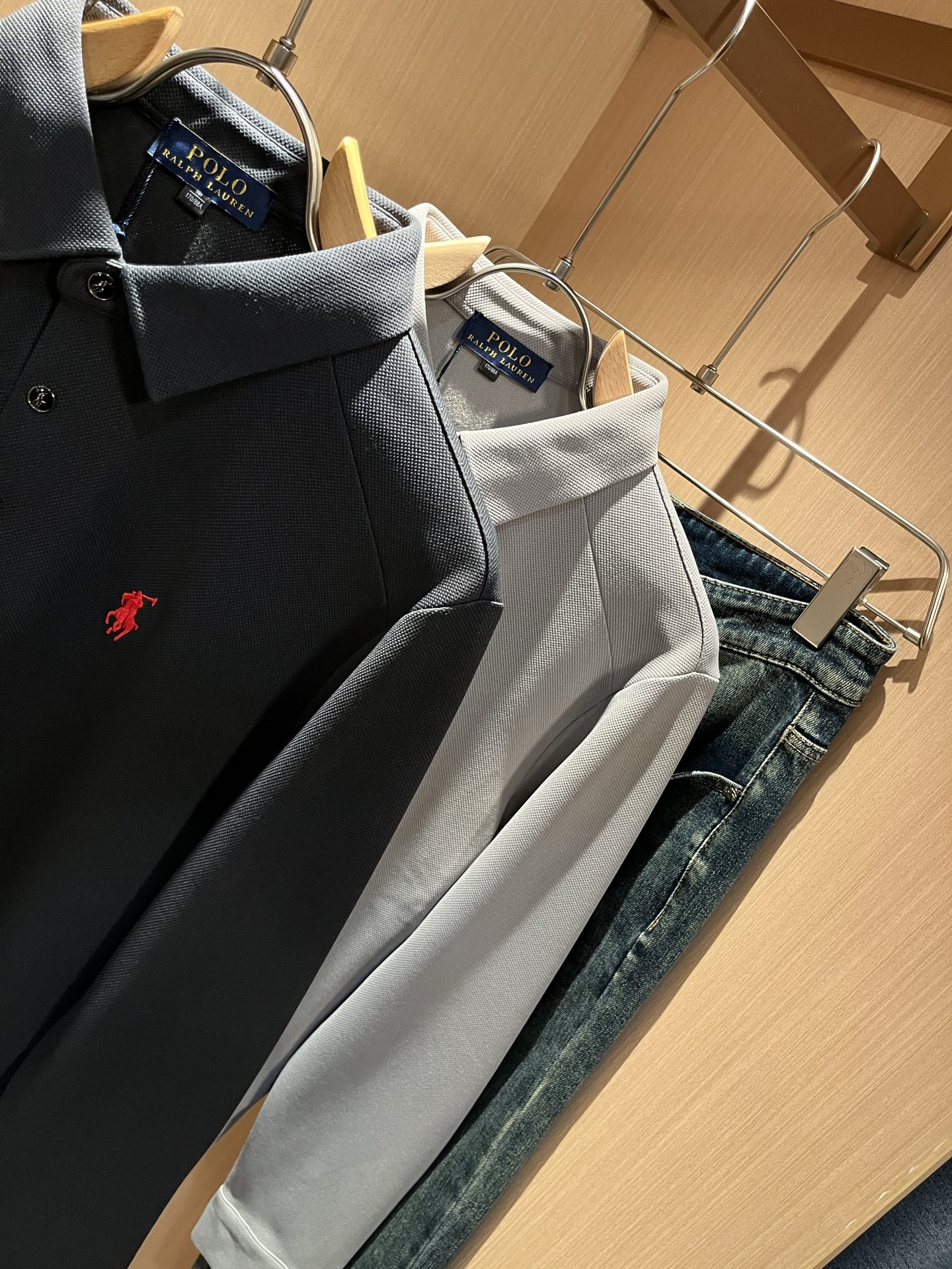 Louls**Vultt*n路易*登 2025秋冬新款松紧腰休闲裤 ！前后标识logo图案修饰！劈裂度达