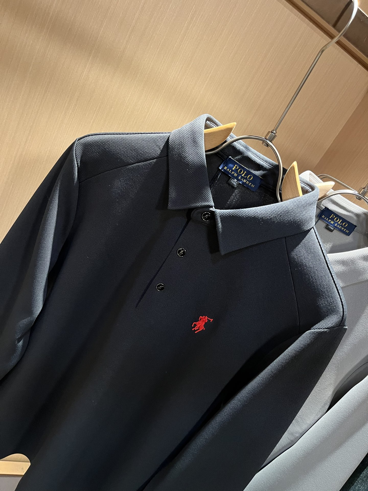 Louls**Vultt*n路易*登 2025秋冬新款松紧腰休闲裤 ！前后标识logo图案修饰！劈裂度达