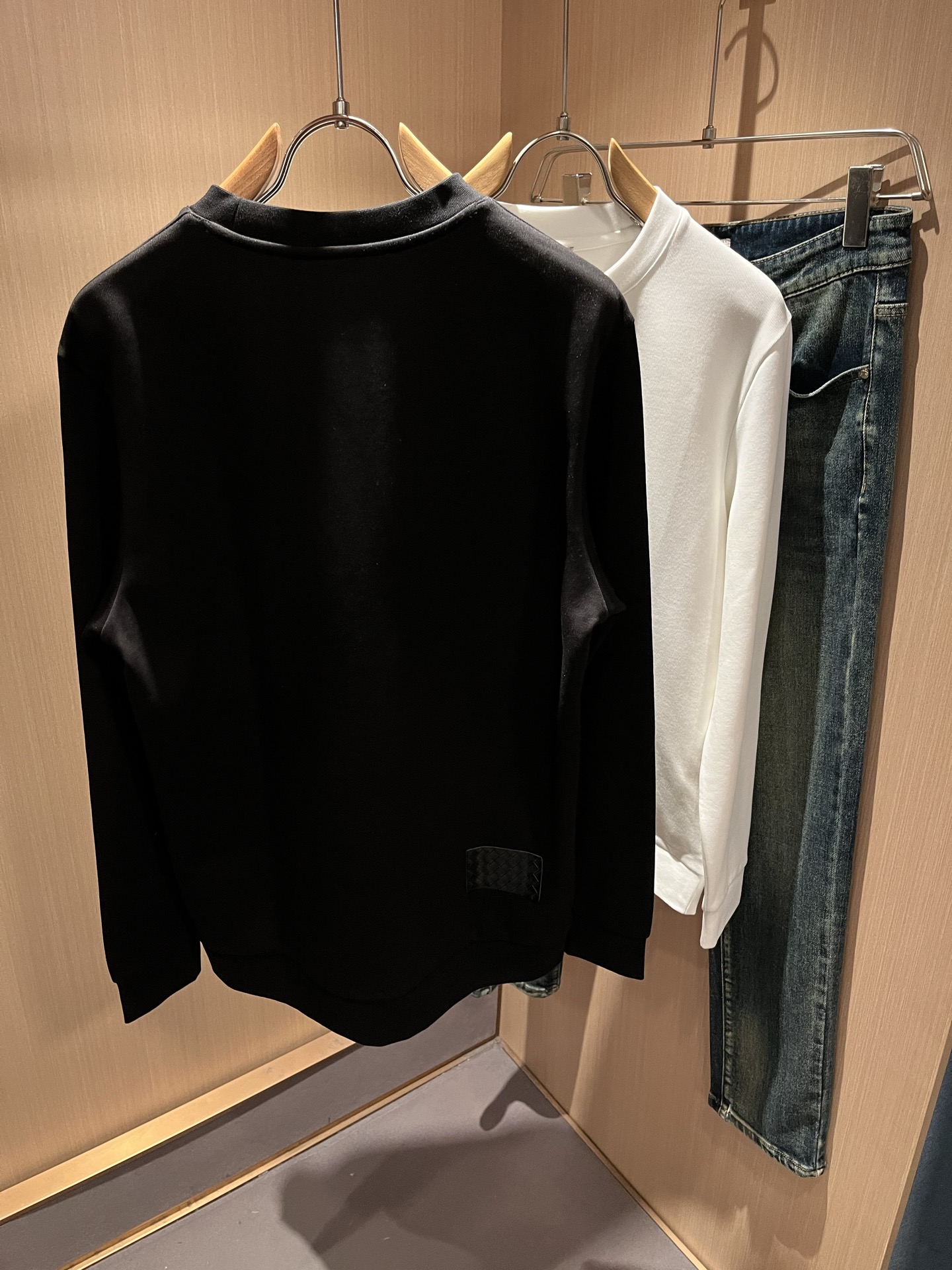 BottegaVene*a宝*嘉 2025秋冬新款男士卫衣，这是今年目前为止最牛批的一款纯色高品质面料！