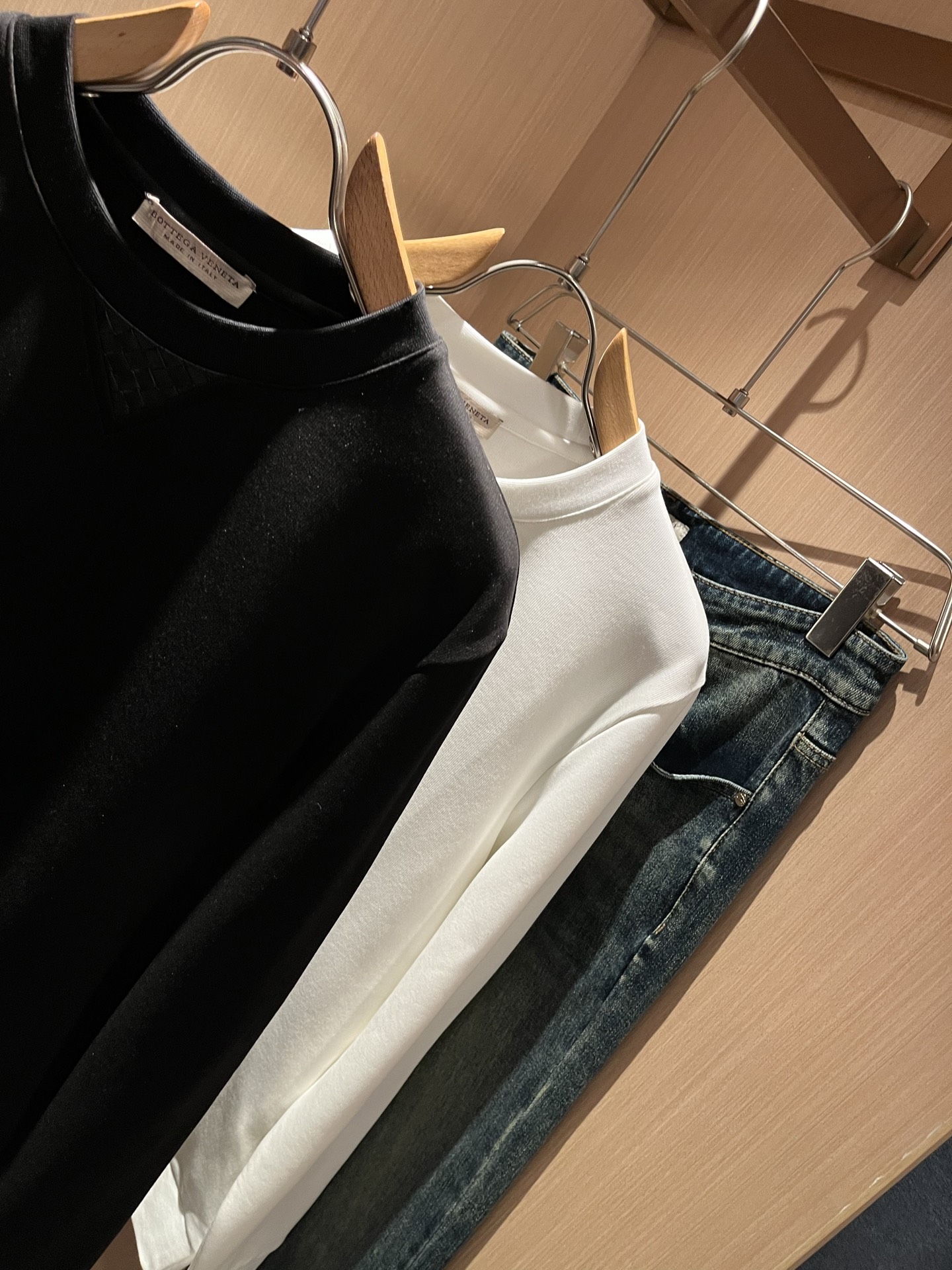 BottegaVene*a宝*嘉 2025秋冬新款男士卫衣，这是今年目前为止最牛批的一款纯色高品质面料！