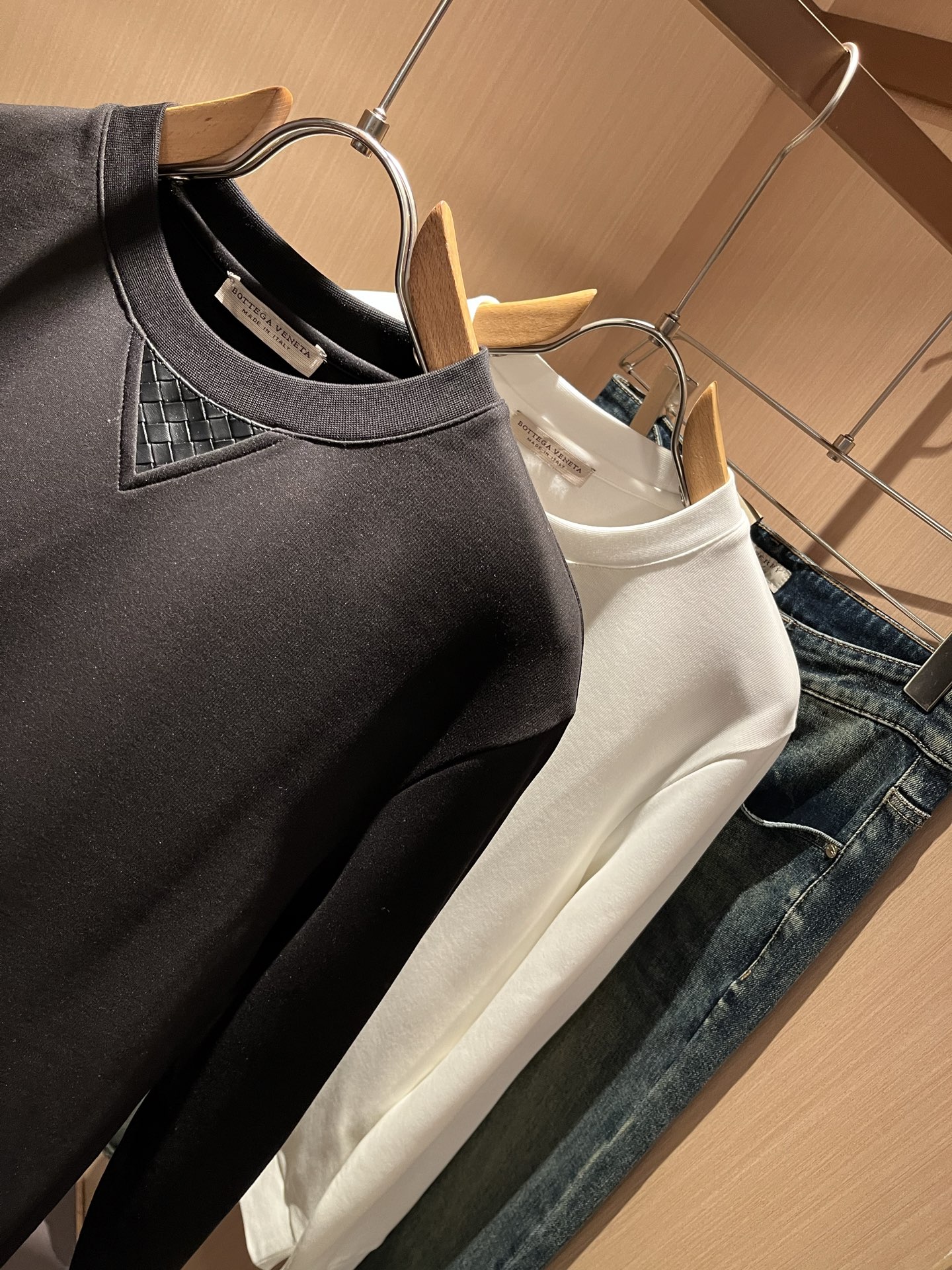 BottegaVene*a宝*嘉 2025秋冬新款男士卫衣，这是今年目前为止最牛批的一款纯色高品质面料！