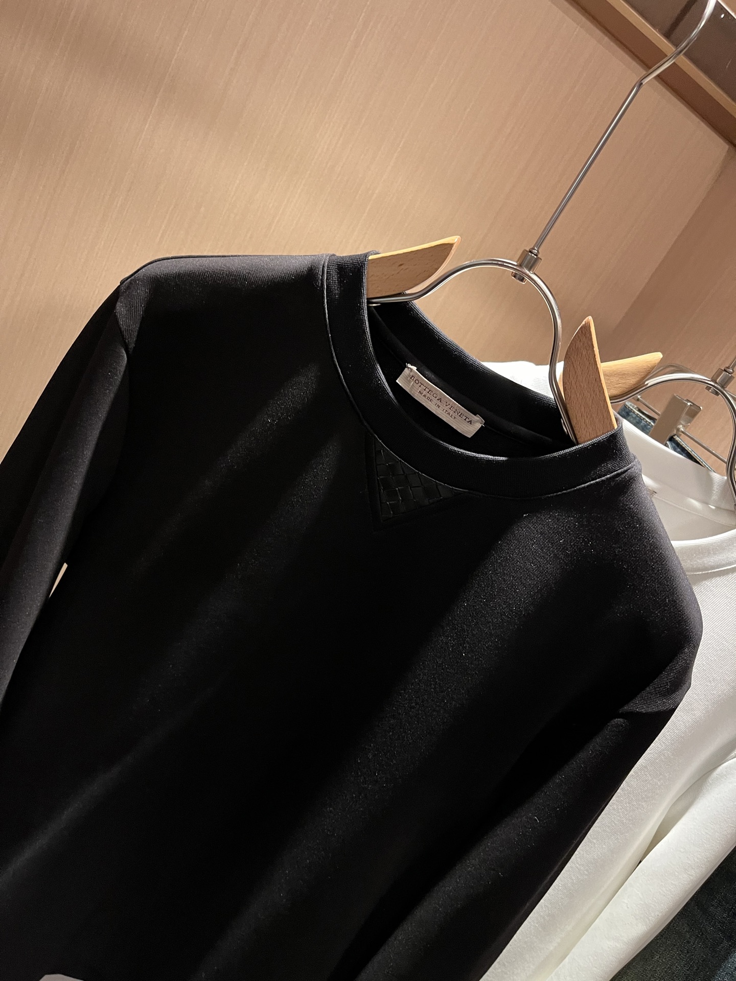 BottegaVene*a宝*嘉 2025秋冬新款男士卫衣，这是今年目前为止最牛批的一款纯色高品质面料！