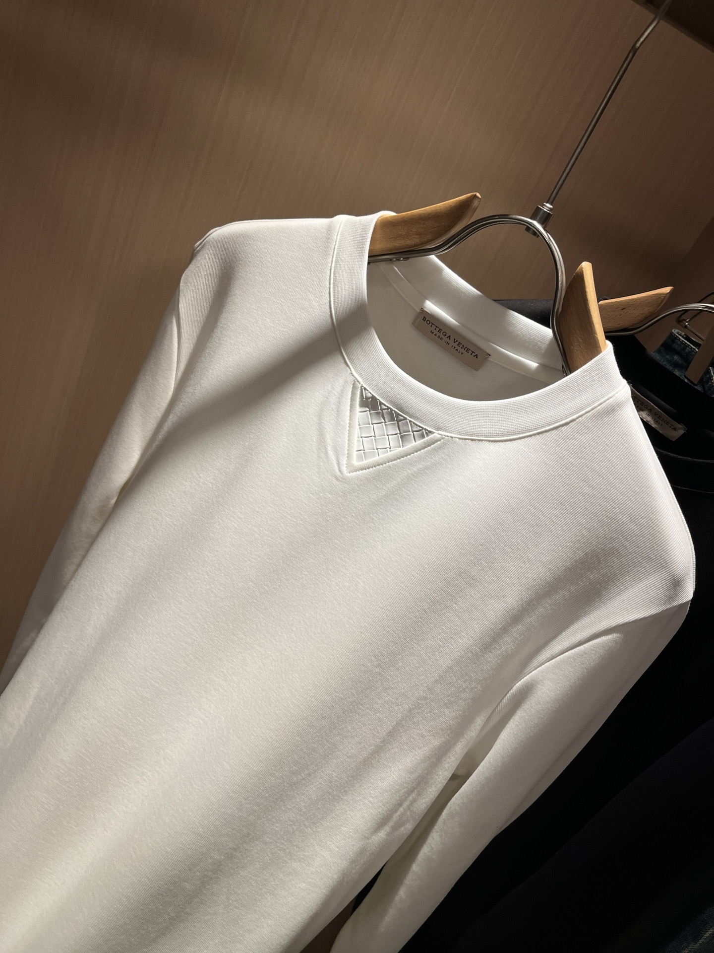 BottegaVene*a宝*嘉 2025秋冬新款男士卫衣，这是今年目前为止最牛批的一款纯色高品质面料！