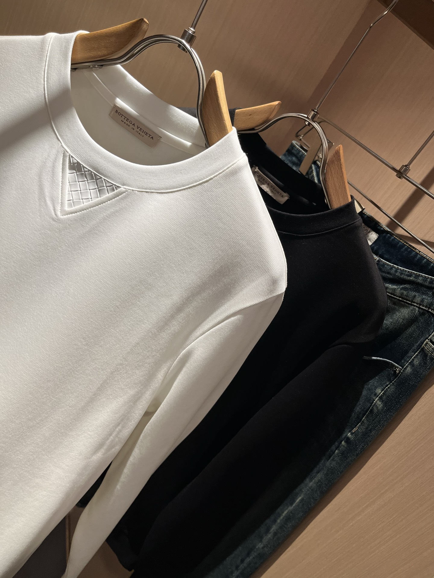 BottegaVene*a宝*嘉 2025秋冬新款男士卫衣，这是今年目前为止最牛批的一款纯色高品质面料！