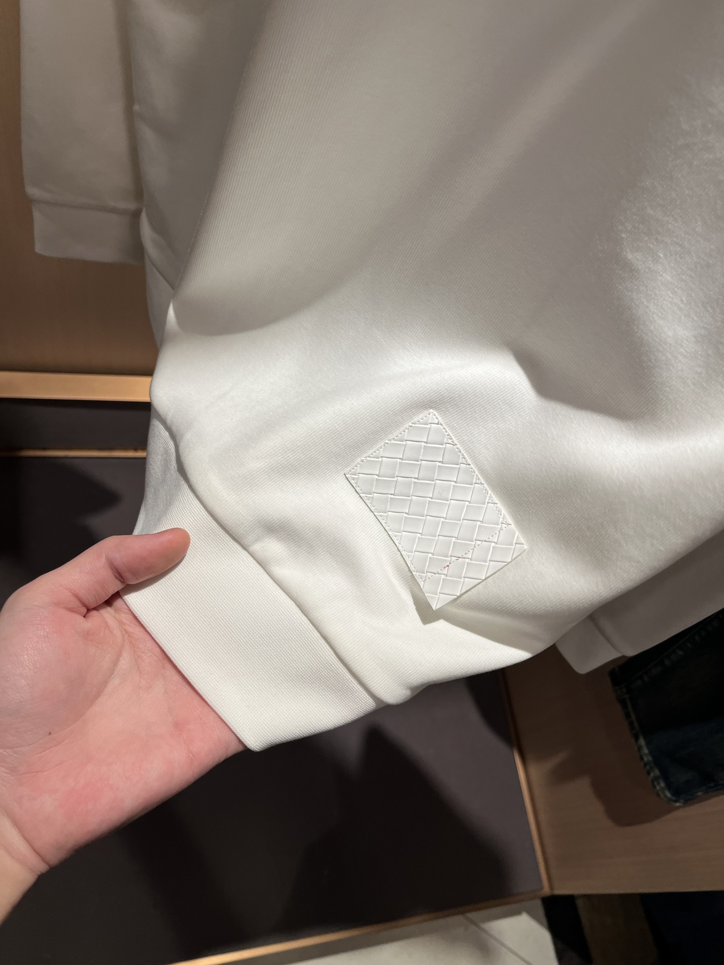 BottegaVene*a宝*嘉 2025秋冬新款男士卫衣，这是今年目前为止最牛批的一款纯色高品质面料！