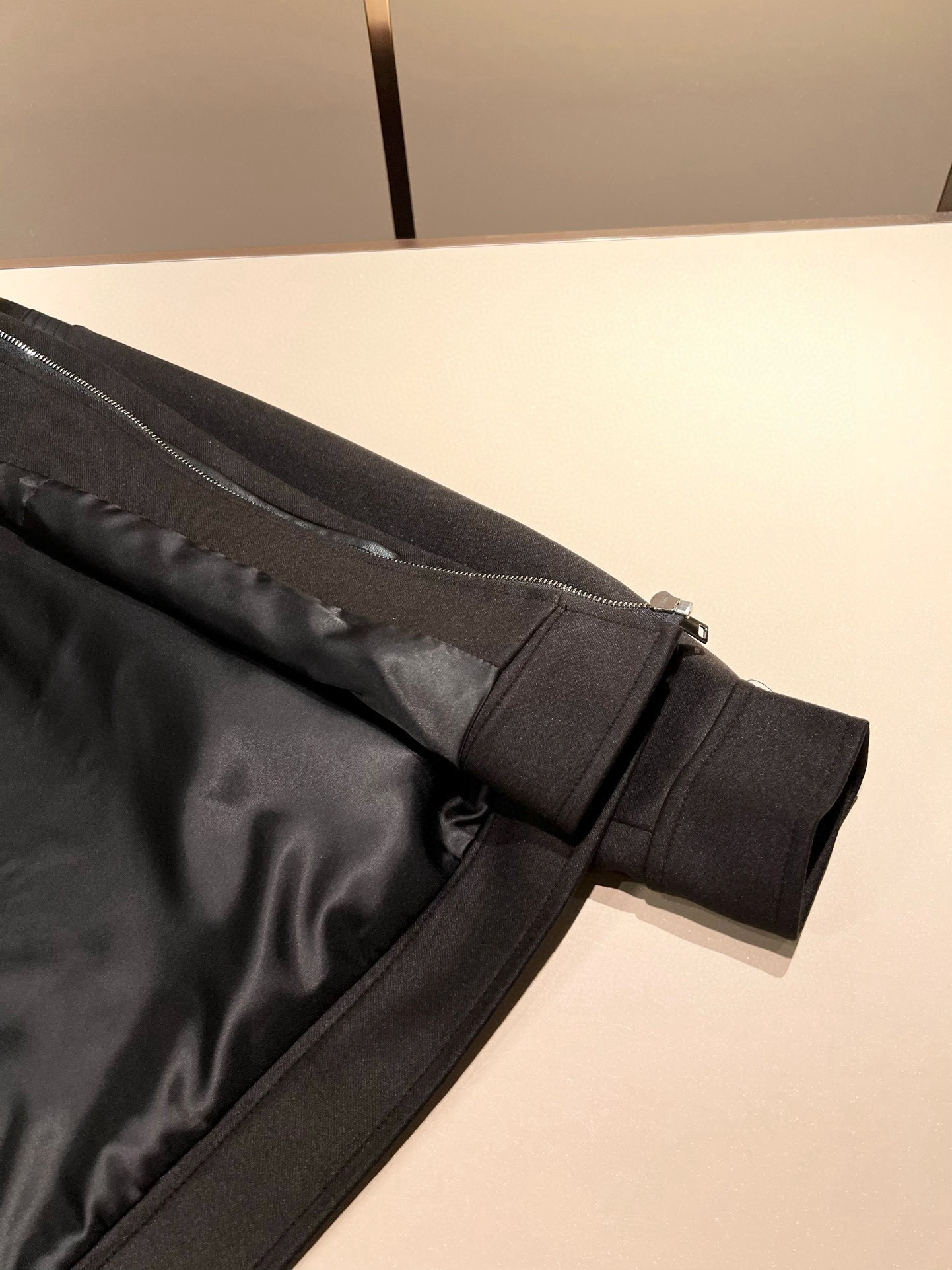 ⚠️细节图！ Loro Piana诺悠翩雅 2025秋冬新品男士休闲皮革拼接夹克外套，外贸公司订单！客供