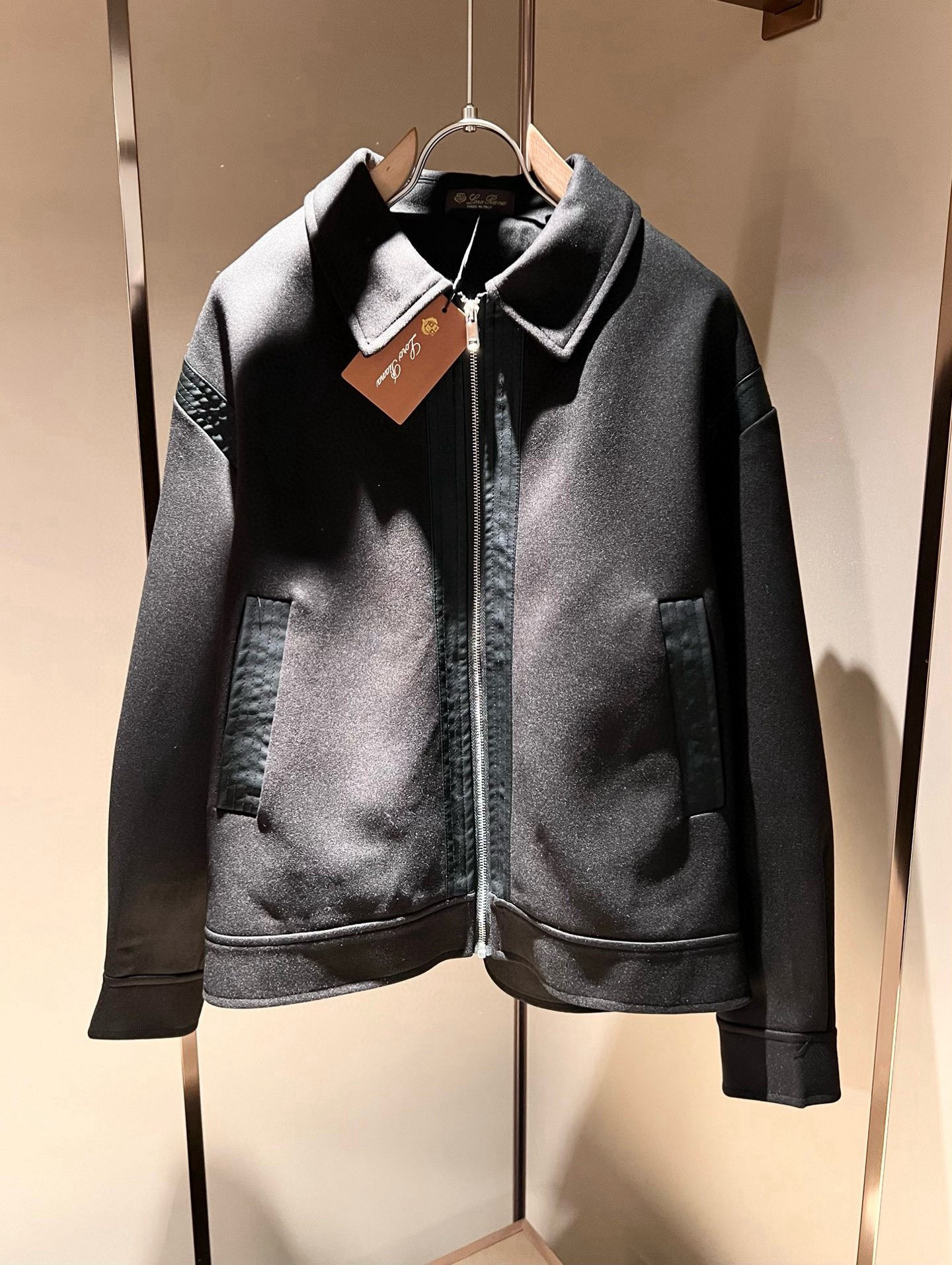 ⚠️细节图！ Loro Piana诺悠翩雅 2025秋冬新品男士休闲皮革拼接夹克外套，外贸公司订单！客供