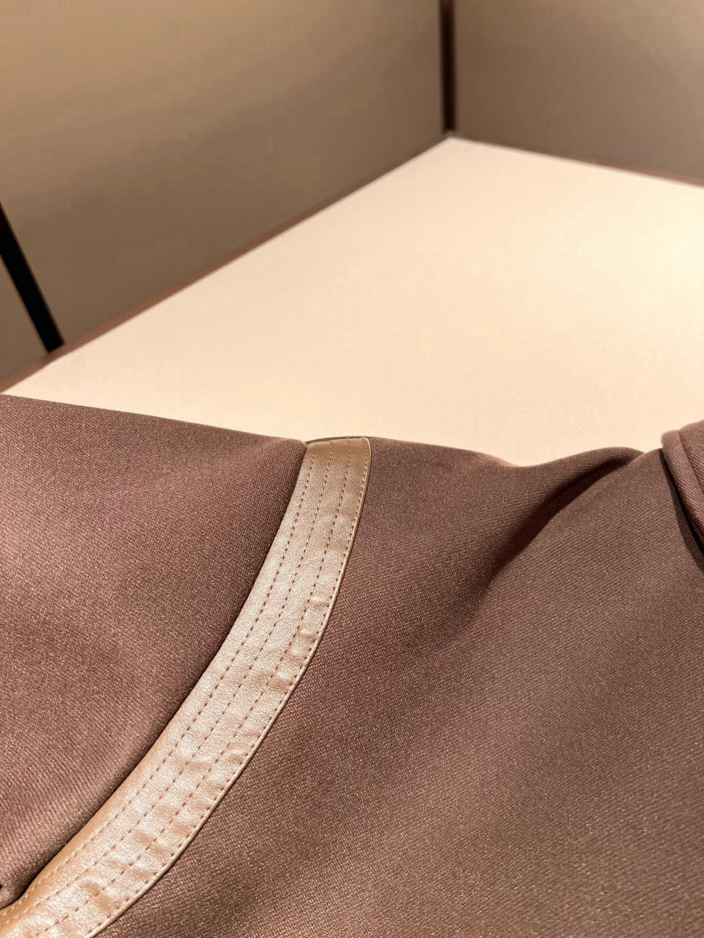 ⚠️细节图！ Loro Piana诺悠翩雅 2025秋冬新品男士休闲皮革拼接夹克外套，外贸公司订单！客供