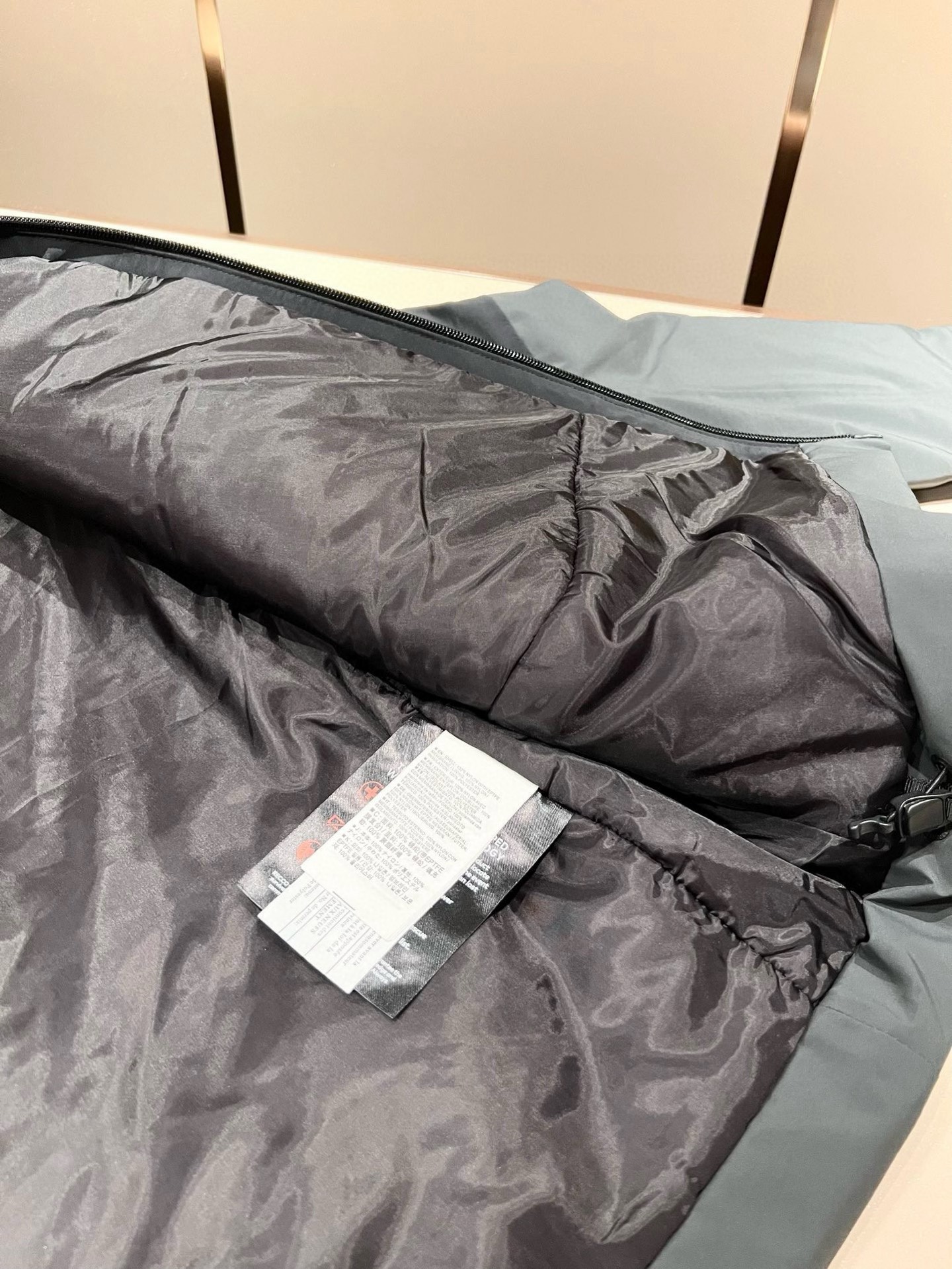 ⚠️细节图！ARCTER*X始*祖鸟 2025秋冬新款男士棉服冲锋衣夹克外套，户外品牌可能大家第一想到的