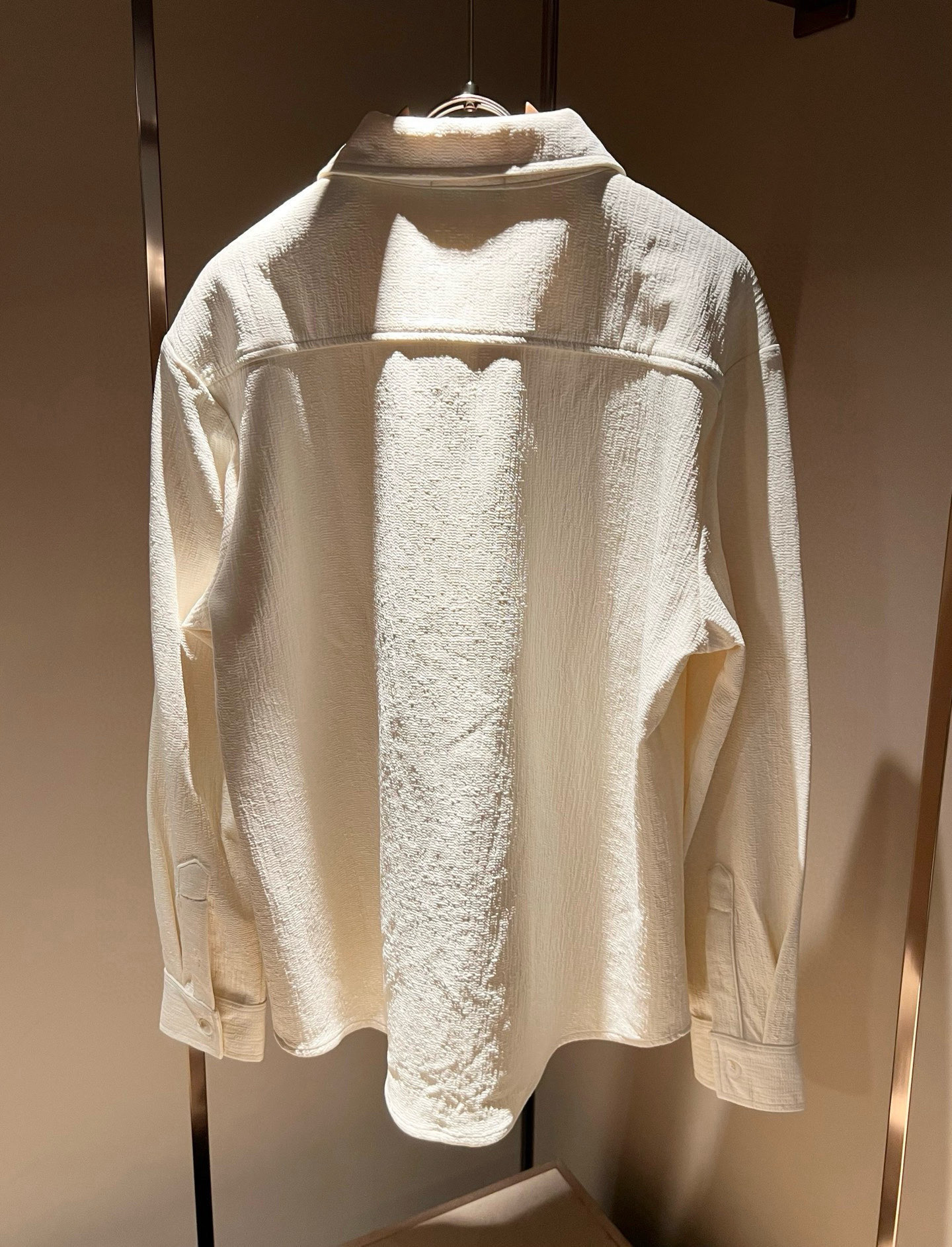 BottegaVene*a宝*嘉 2025秋冬新款男士衬衣，，这是今年目前为止最牛批的一款纯色高品质面料