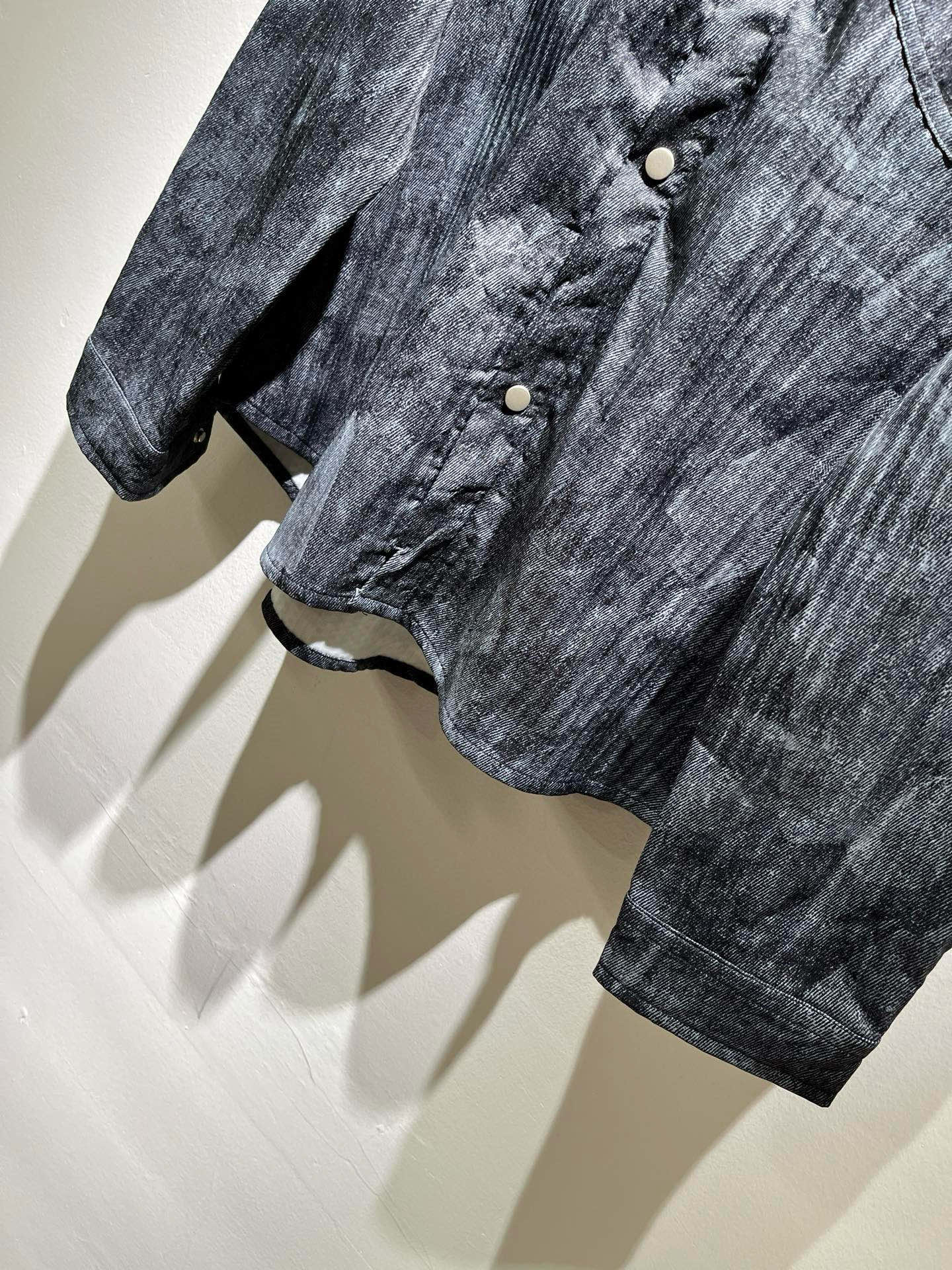 BALENCI*GA巴黎*家 2025秋冬新款男女同款👫衬衣，走秀图案印花时尚休闲衬衣，标志logo图案