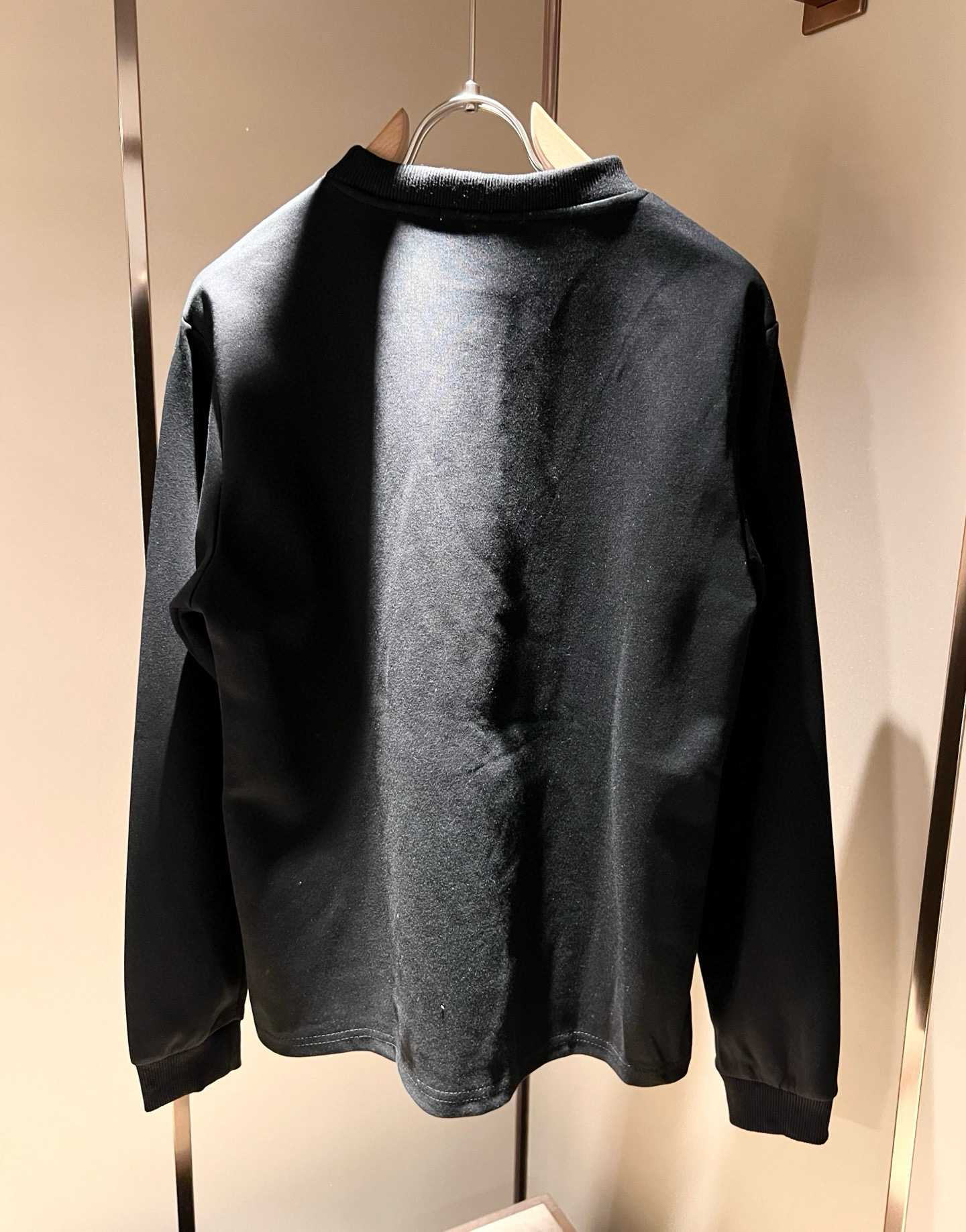 PRAD*A普*达2025秋冬新款男女同款👫长袖卫衣，最新款全网独家首上！！~既经典有时尚百搭，谁不爱啊