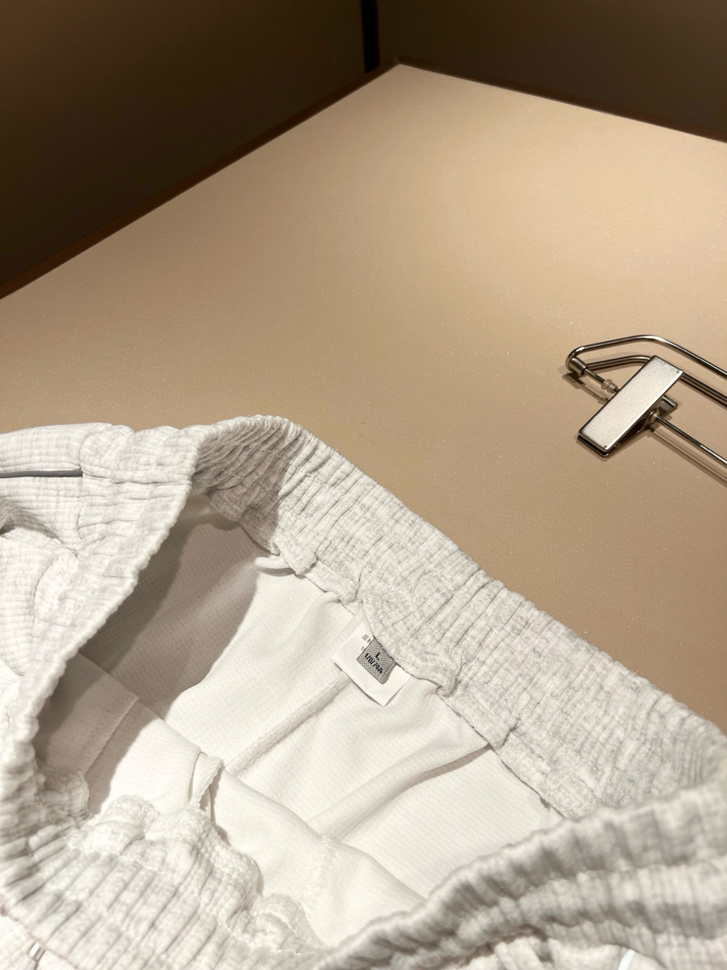 Louis Vuit*on 路易家族 2025秋冬新款套装，轻奢休闲套装，男女同款👫装饰！路易家族的新高