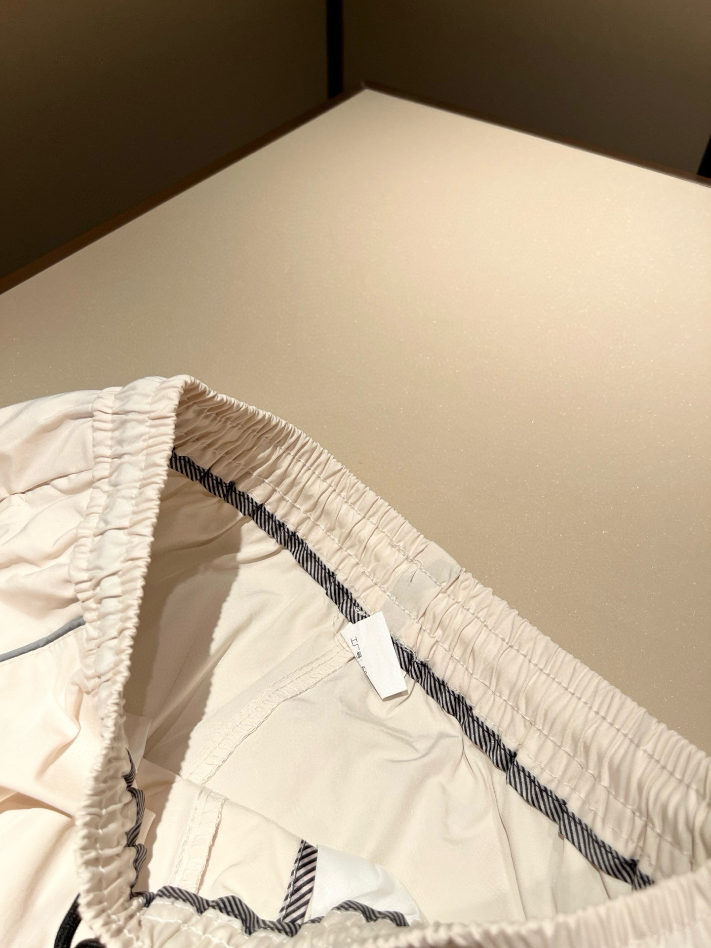 ARCTER*X始*祖鸟 2025秋冬新款休闲套装，户外品牌可能大家第一想到的就是加拿大鹅、始祖鸟。给人