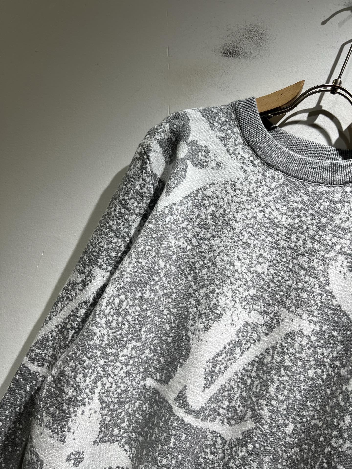 Louis Vuit*on 2025秋冬路易家族轻奢Monogram钩织针织羊毛衫！男女同款👫装饰！ 路