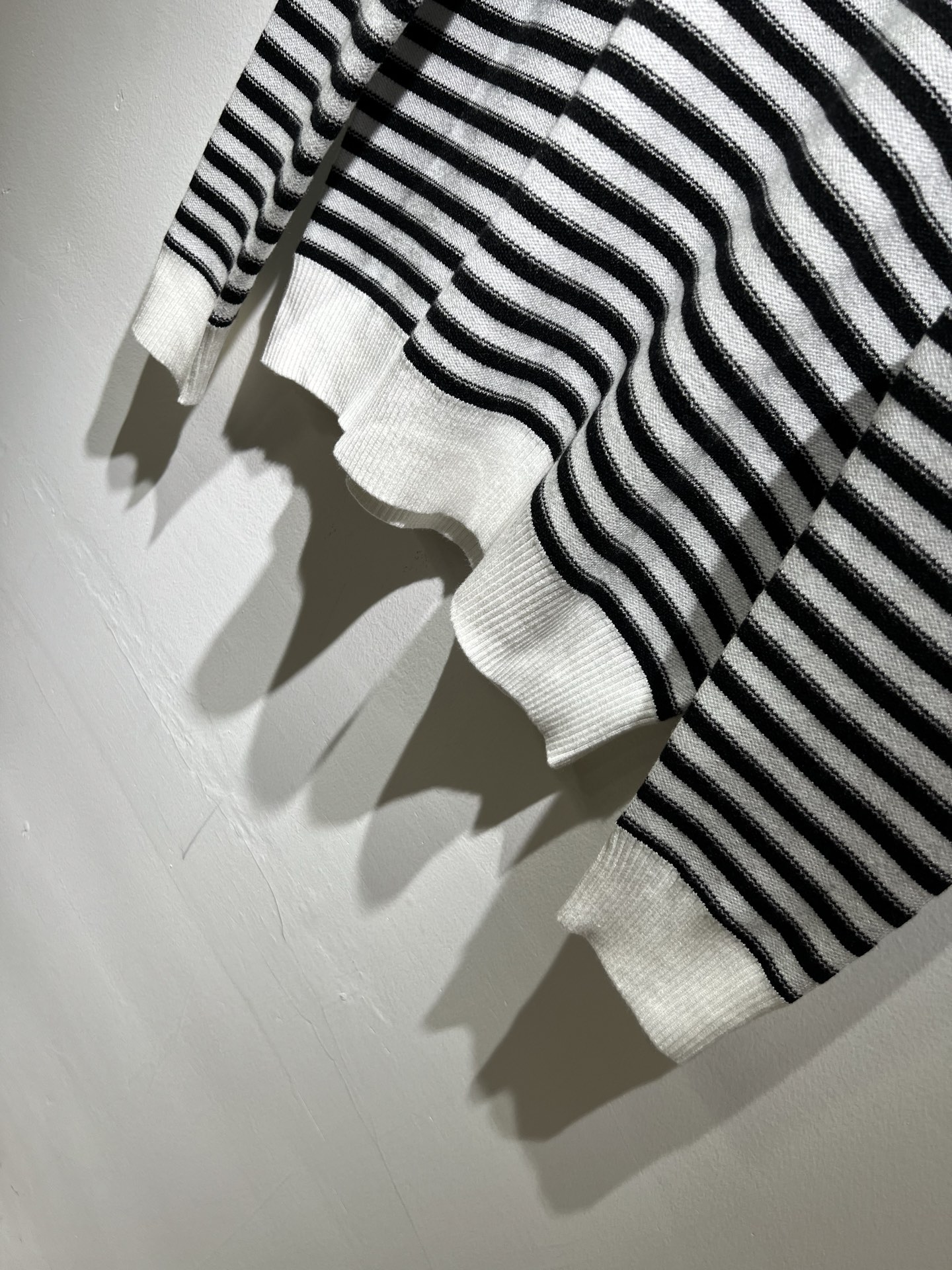 PRAD*A普*达2025秋冬新款男士针织羊毛衫，最新款全网独家首上！！~既经典有时尚百搭，谁不爱啊，将