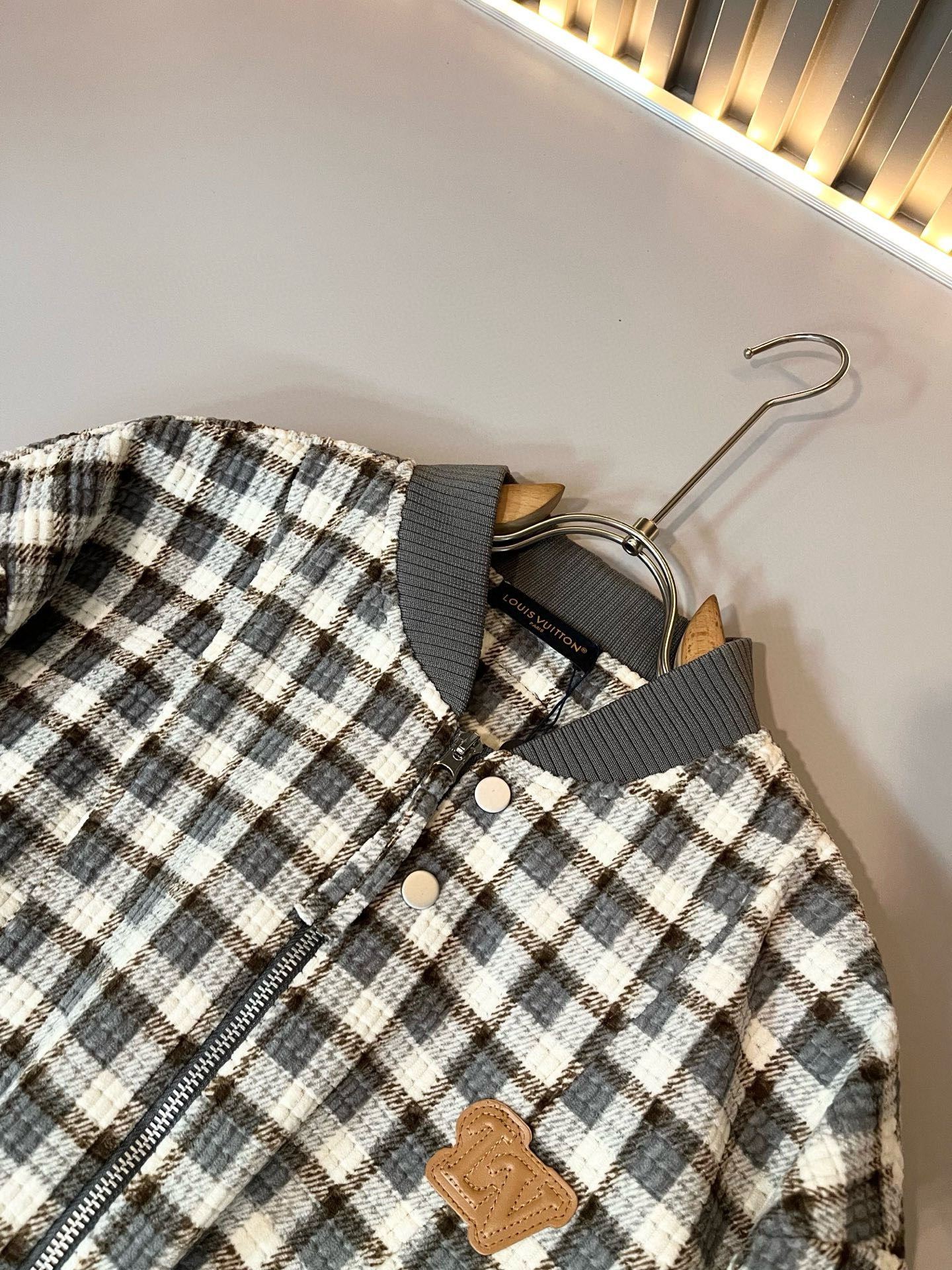 Louis Vuit*on 路易*登 2025秋冬新款轻奢男女同款👫夹克外套！路易家族的新高端，细节品质