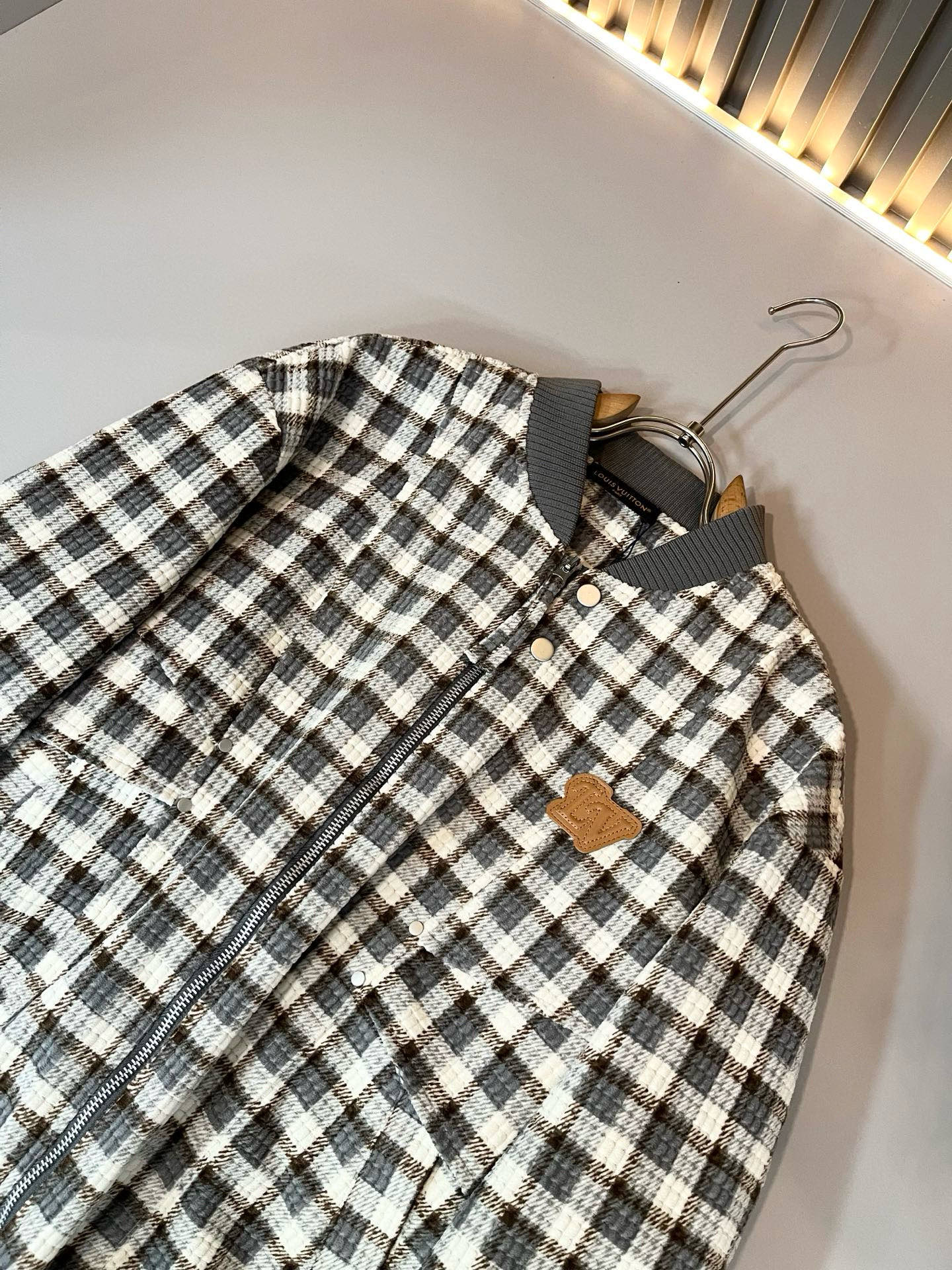 Louis Vuit*on 路易*登 2025秋冬新款轻奢男女同款👫夹克外套！路易家族的新高端，细节品质