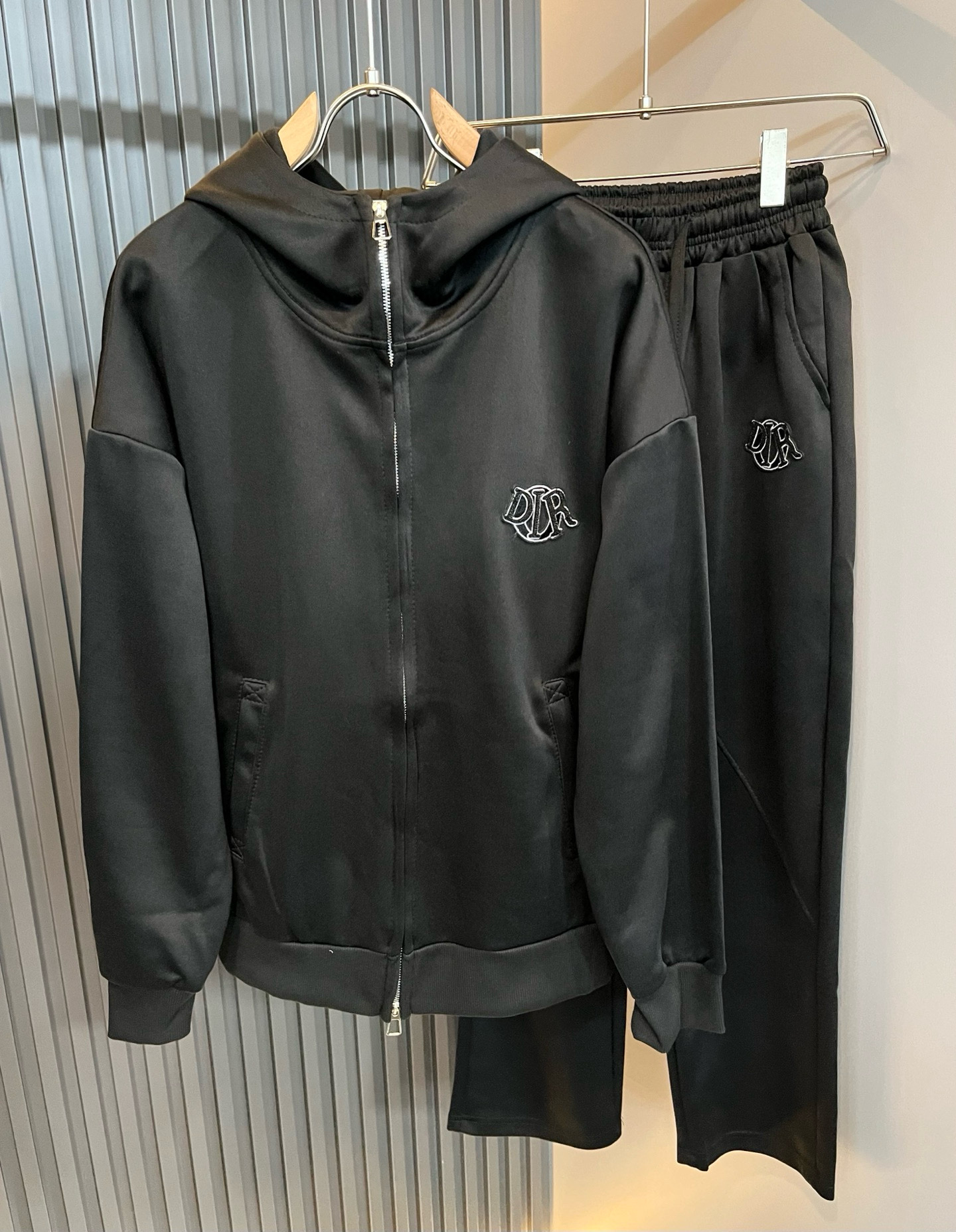 Dio*r迪*奥2025秋冬新品男女同款👫休闲套装，贸易公司渠道稀出，同步官网发售，男神女神最为期待的精