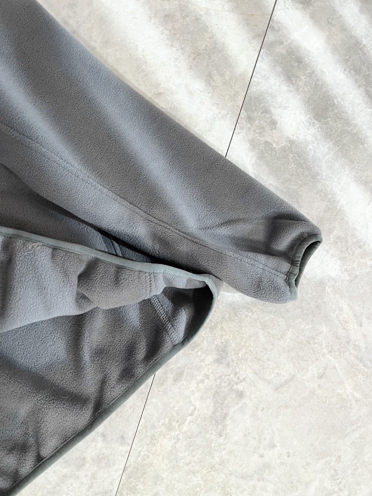 ARCTER*X始*祖鸟 2025秋冬新款男士卫衣，户外品牌可能大家第一想到的就是加拿大鹅、始祖鸟。给人