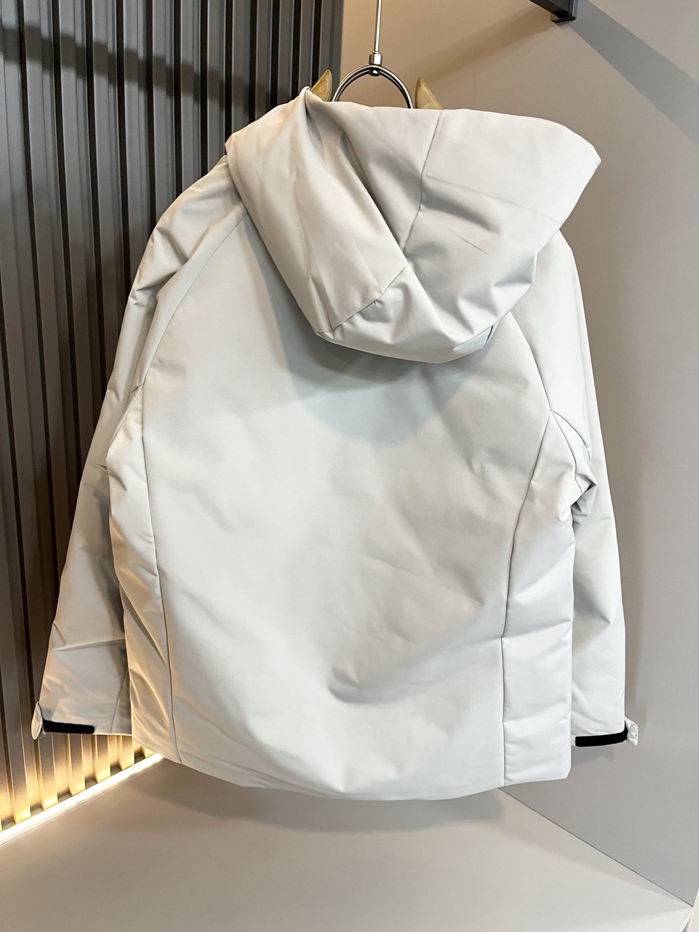 ARCTER*X始*祖鸟 2025秋冬新款男士棉服冲锋衣夹克外套，户外品牌可能大家第一想到的就是加拿大鹅