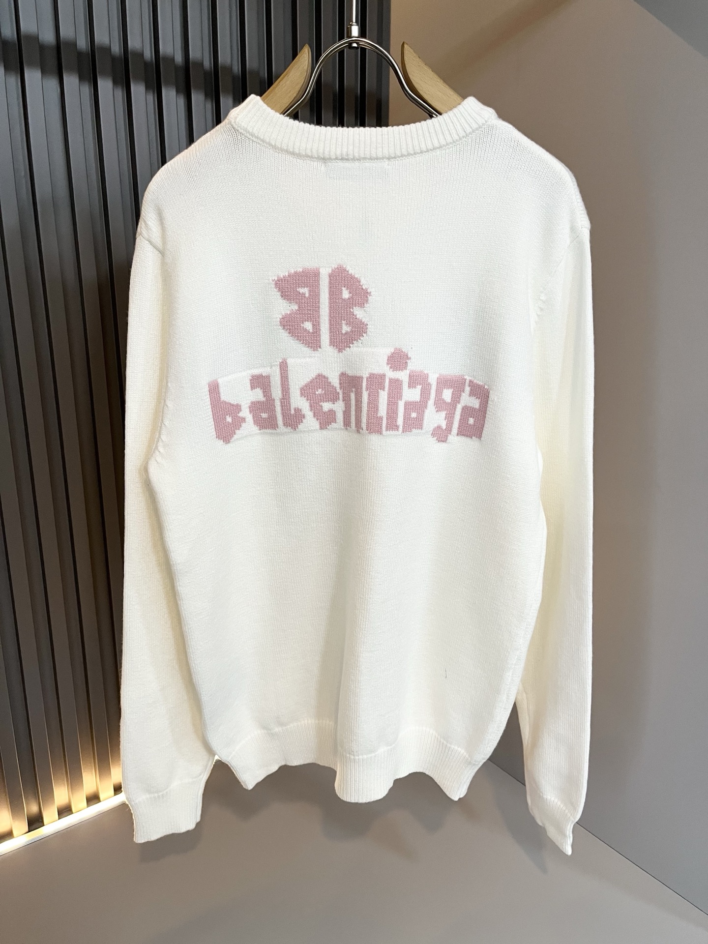 BALENCIA*巴黎*家 2025秋冬新款男女同款👫打底羊毛衫，经典标志图案logo钩织工艺设计！贸易