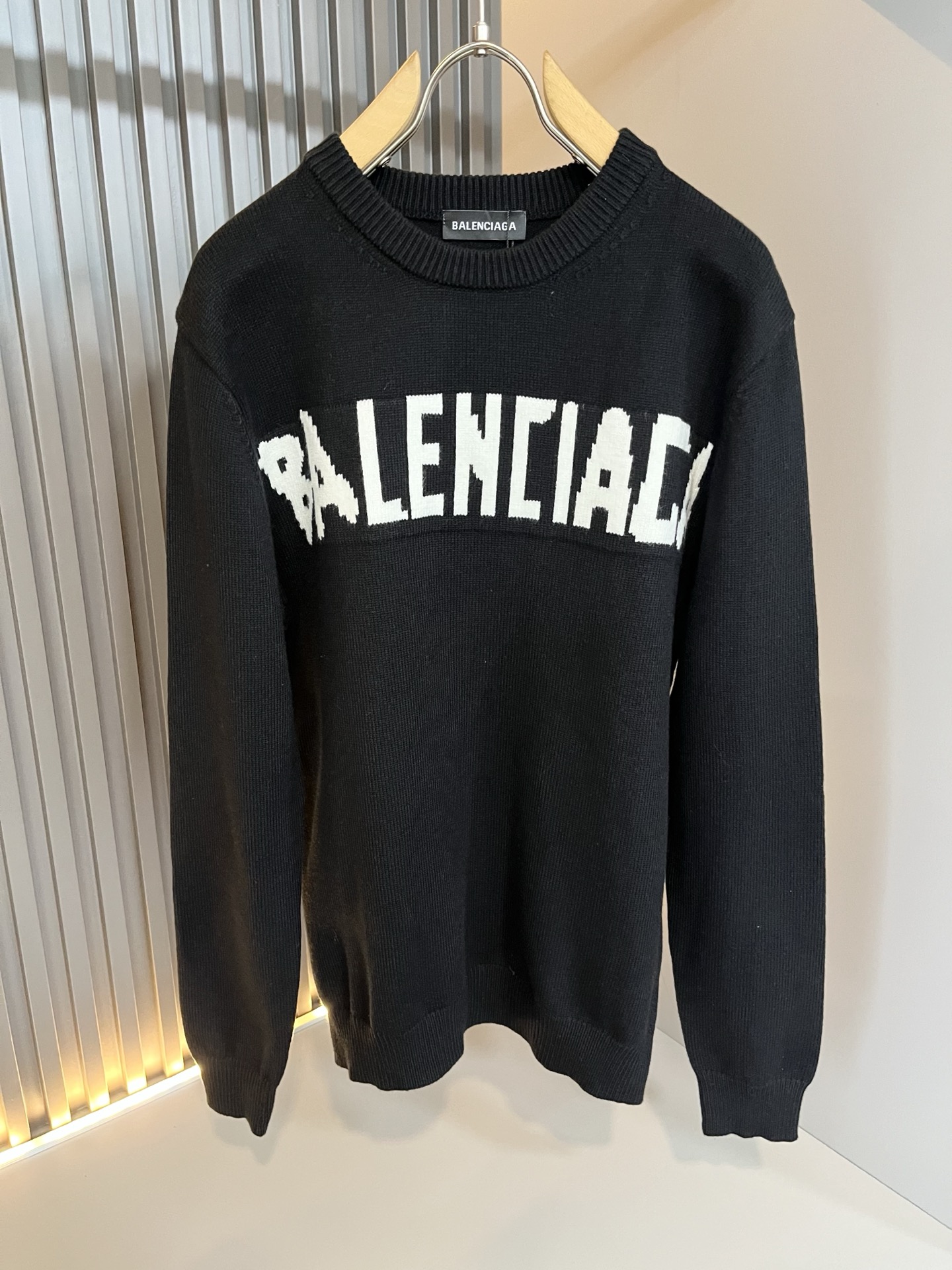 BALENCIA*巴黎*家 2025秋冬新款男女同款👫打底羊毛衫，经典标志图案logo钩织工艺设计！贸易