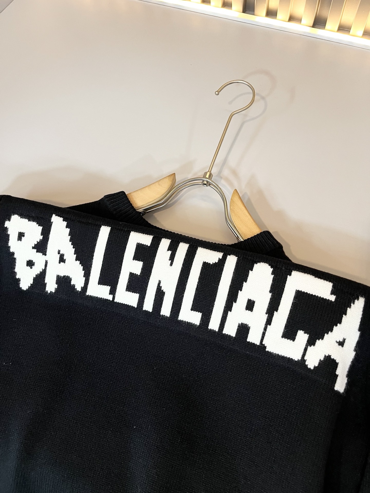 BALENCIA*巴黎*家 2025秋冬新款男女同款👫打底羊毛衫，经典标志图案logo钩织工艺设计！贸易