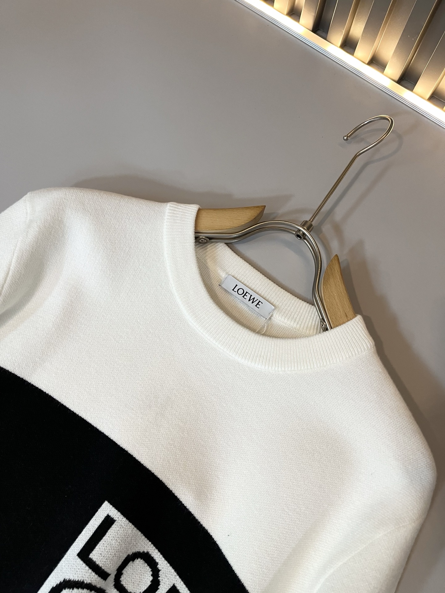 LO*WE/罗*威2025秋冬新款男女同款👫针织羊毛衫，贸易公司渠道货，2025年最新品，官柜同步售卖，