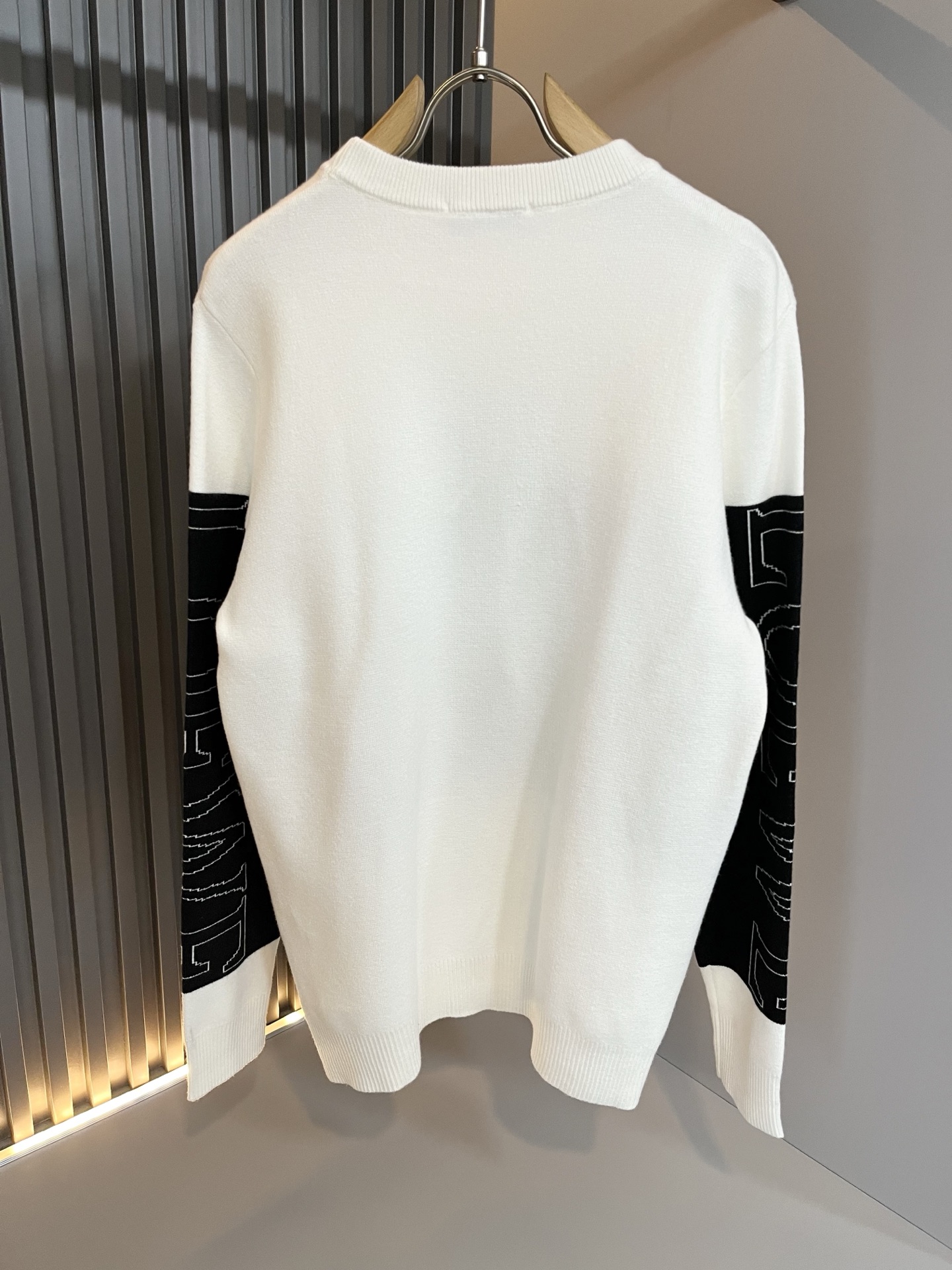 LO*WE/罗*威2025秋冬新款男女同款👫针织羊毛衫，贸易公司渠道货，2025年最新品，官柜同步售卖，