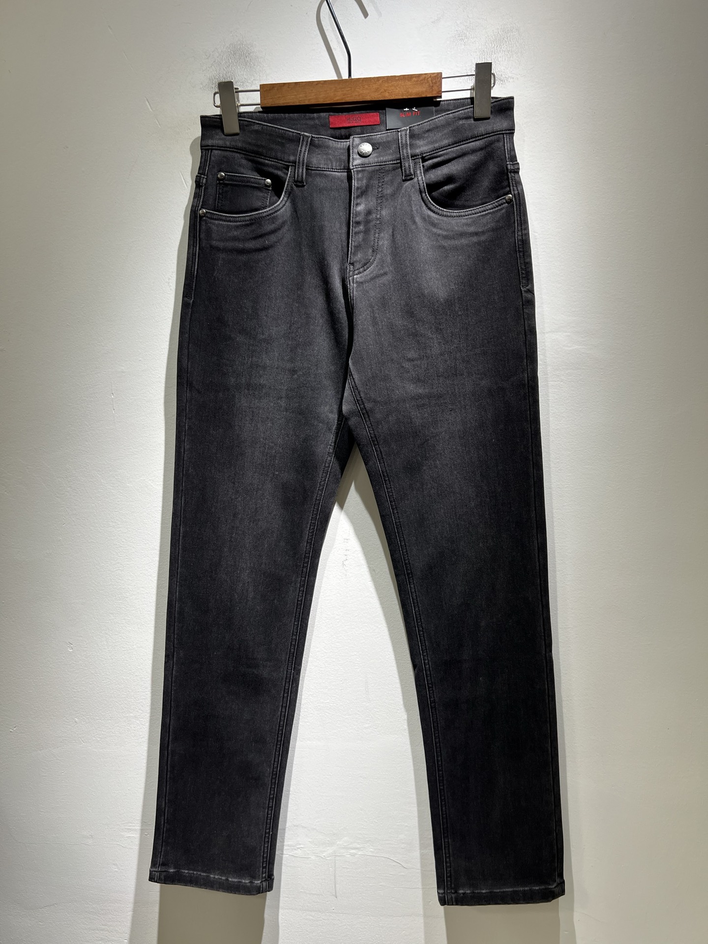 _dr09svQvxLT5lCsnimkHUdJDlrNrroiZX87R35Q