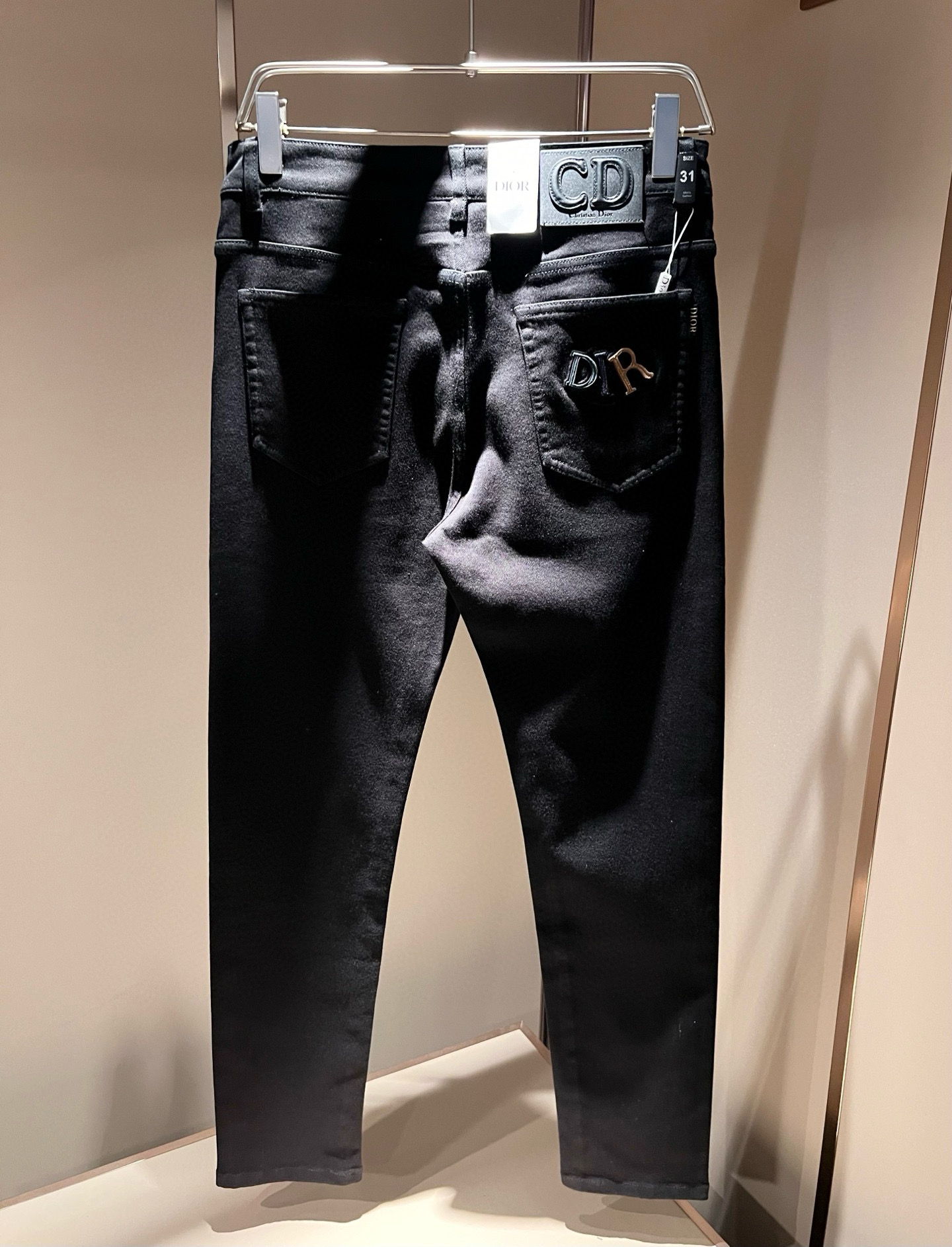 【⚠️🌾退换】Dio*r 迪家 2025秋冬男士水洗小直筒牛仔裤！贸易公司渠道牛货，品相超赞，时尚圈万能