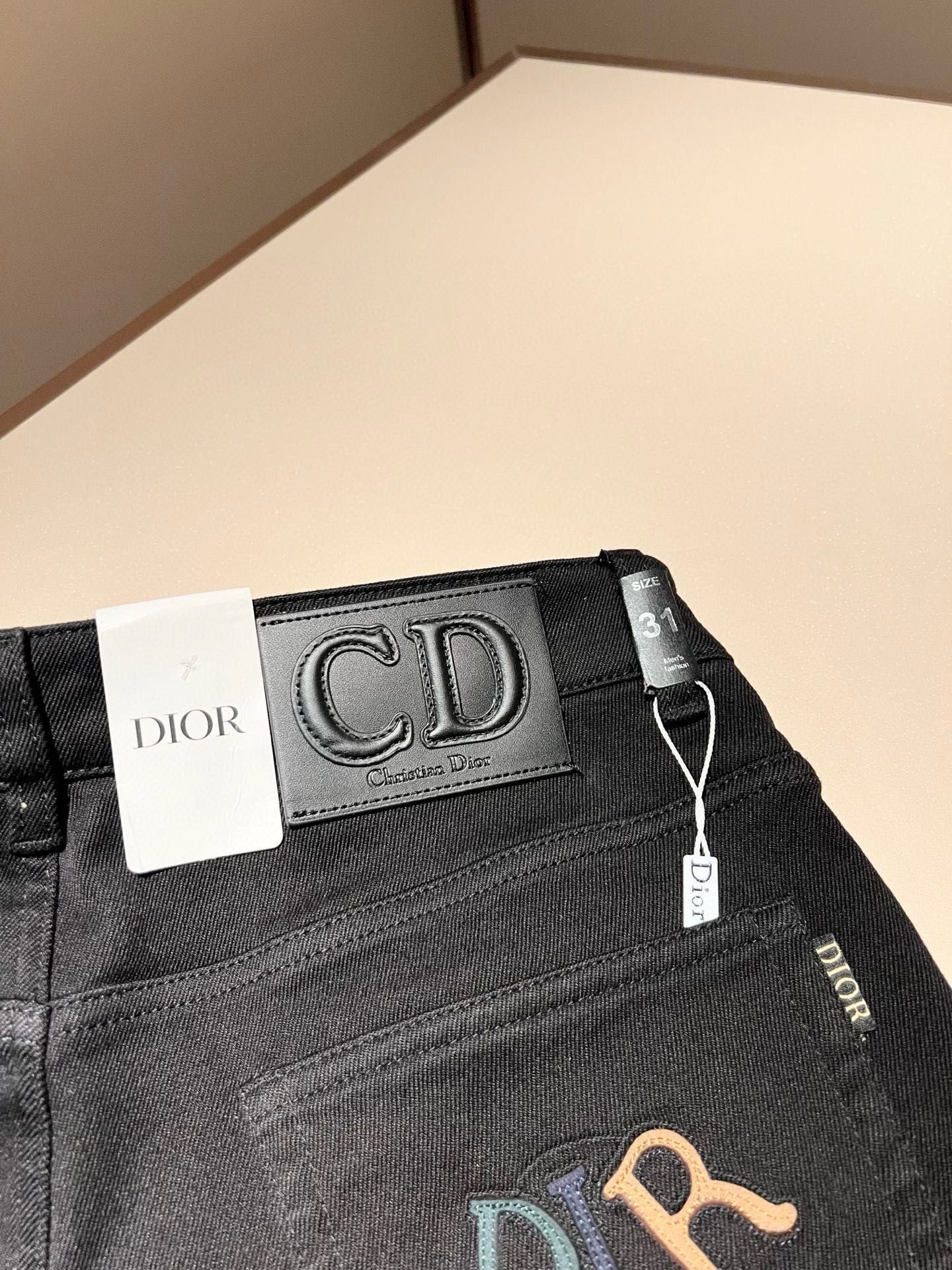 【⚠️🌾退换】Dio*r 迪家 2025秋冬男士水洗小直筒牛仔裤！贸易公司渠道牛货，品相超赞，时尚圈万能