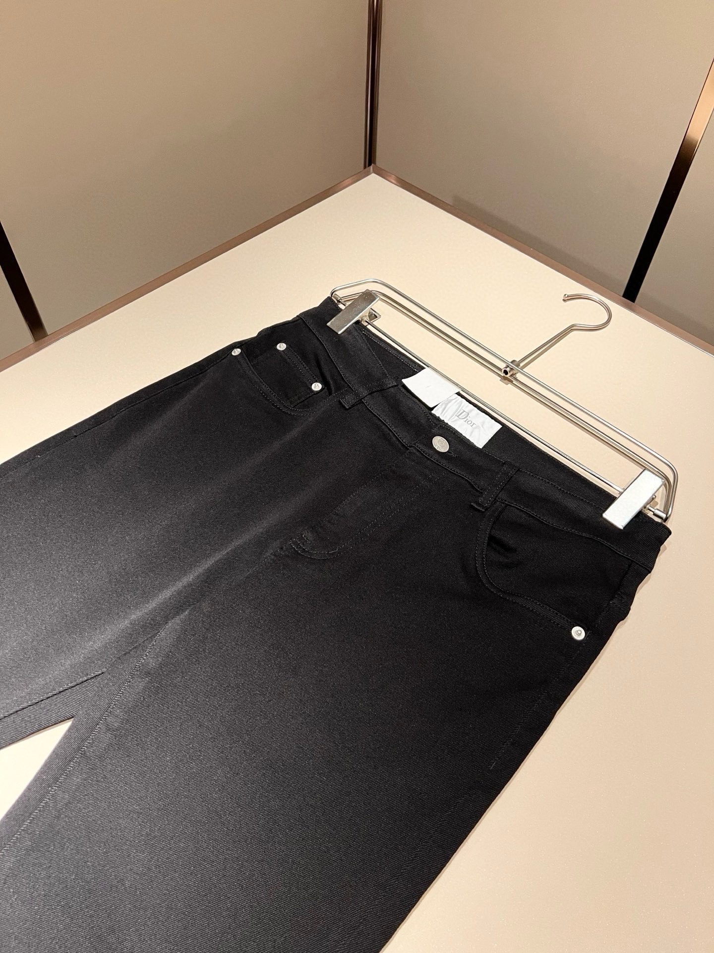 【⚠️🌾退换】Dio*r 迪家 2025秋冬男士水洗小直筒牛仔裤！贸易公司渠道牛货，品相超赞，时尚圈万能