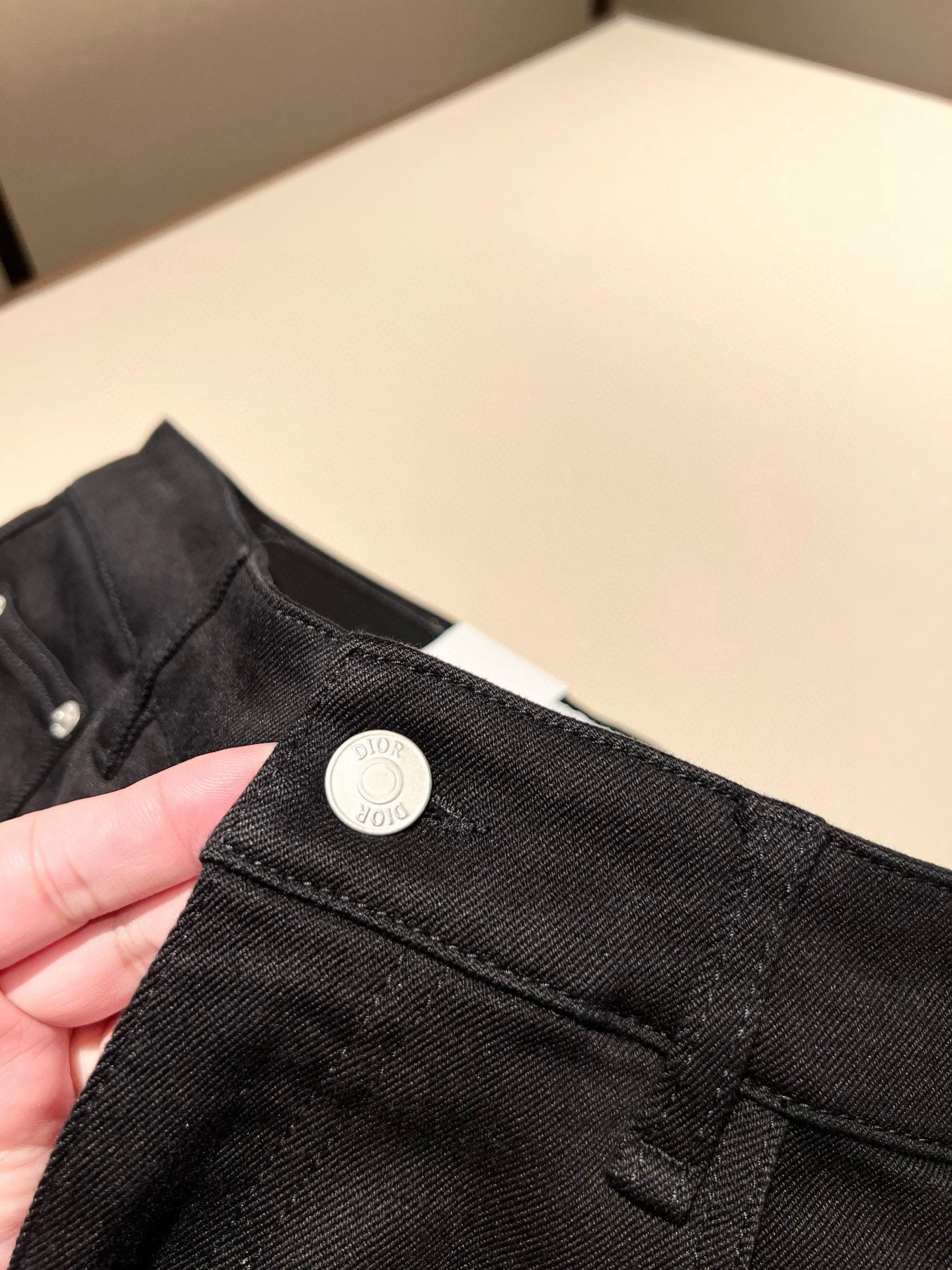 【⚠️🌾退换】Dio*r 迪家 2025秋冬男士水洗小直筒牛仔裤！贸易公司渠道牛货，品相超赞，时尚圈万能