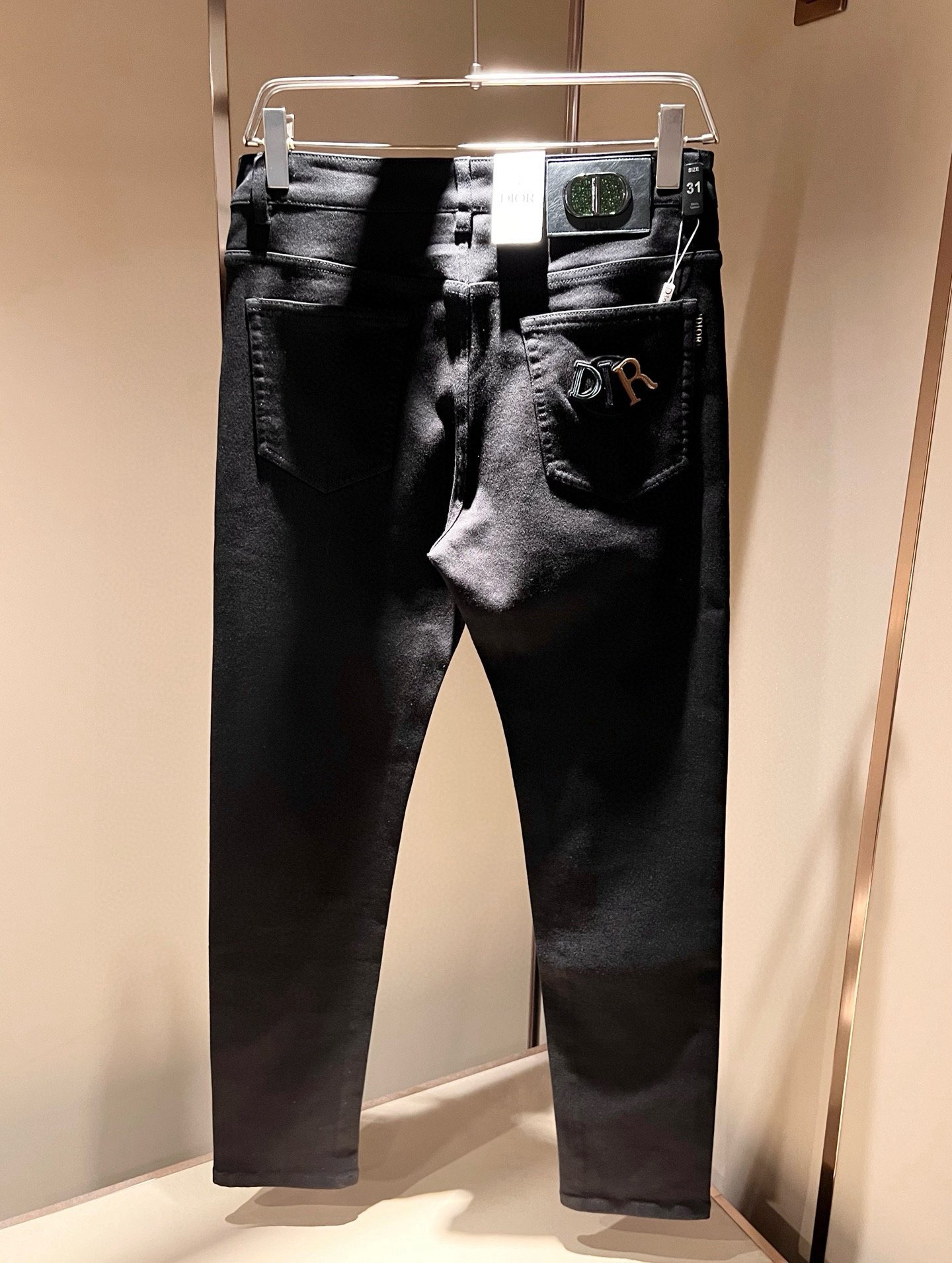 【⚠️🌾退换】Dio*r 迪家 2025秋冬男士水洗小直筒牛仔裤！贸易公司渠道牛货，品相超赞，时尚圈万能