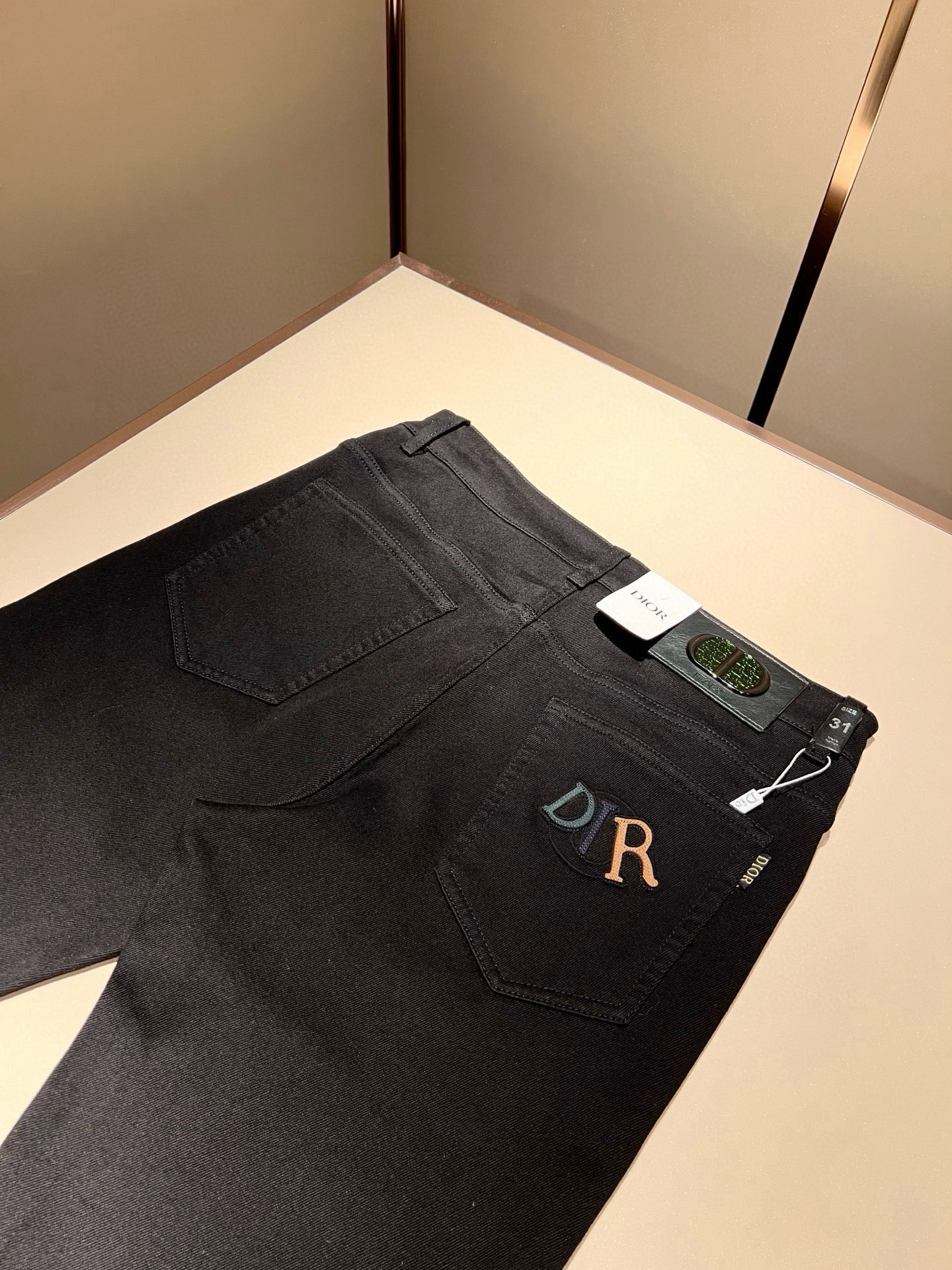 【⚠️🌾退换】Dio*r 迪家 2025秋冬男士水洗小直筒牛仔裤！贸易公司渠道牛货，品相超赞，时尚圈万能