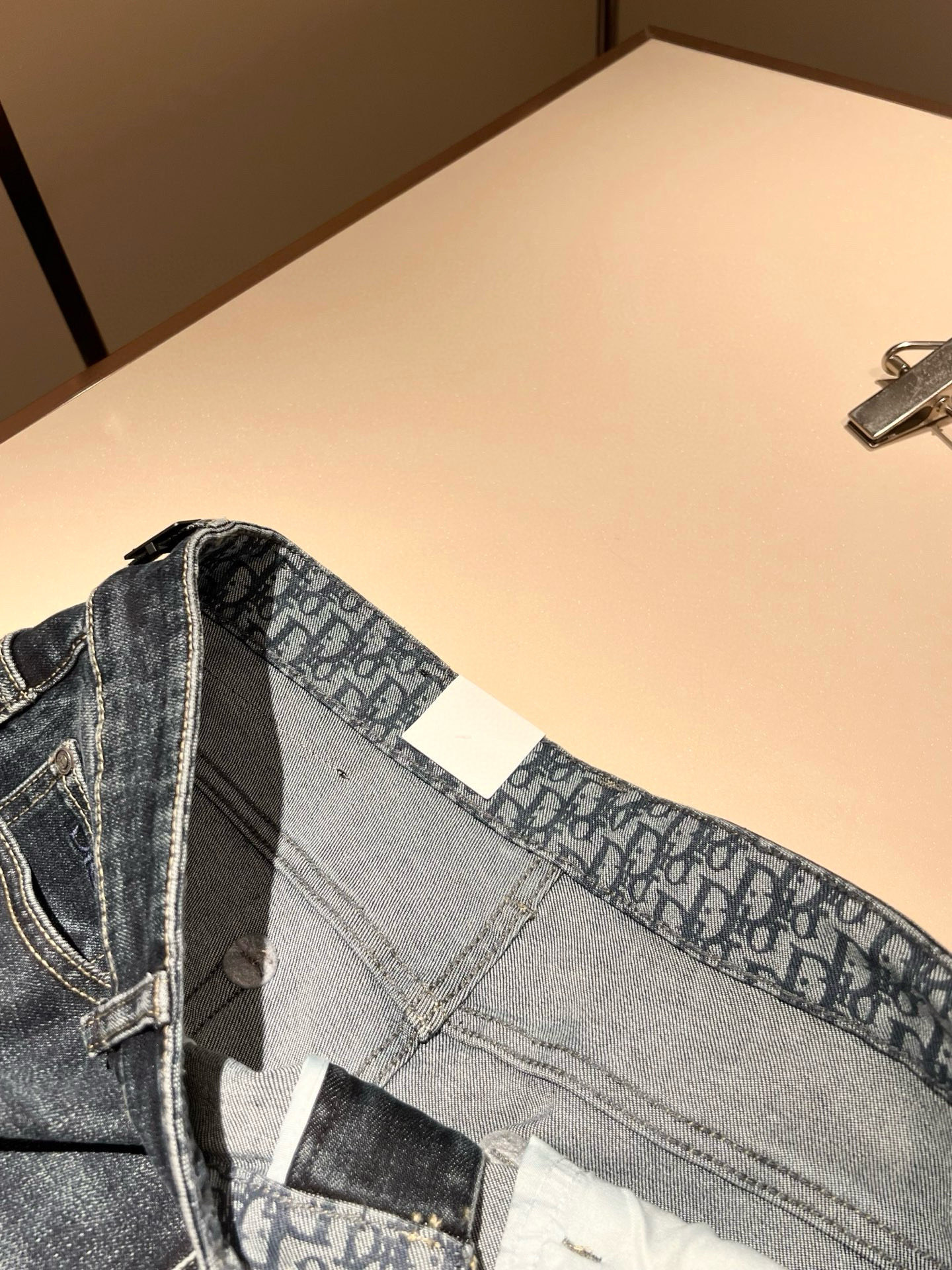 【⚠️🌾退换】Dio*r 迪家 2025秋冬男士水洗小直筒牛仔裤！贸易公司渠道牛货，品相超赞，时尚圈万能