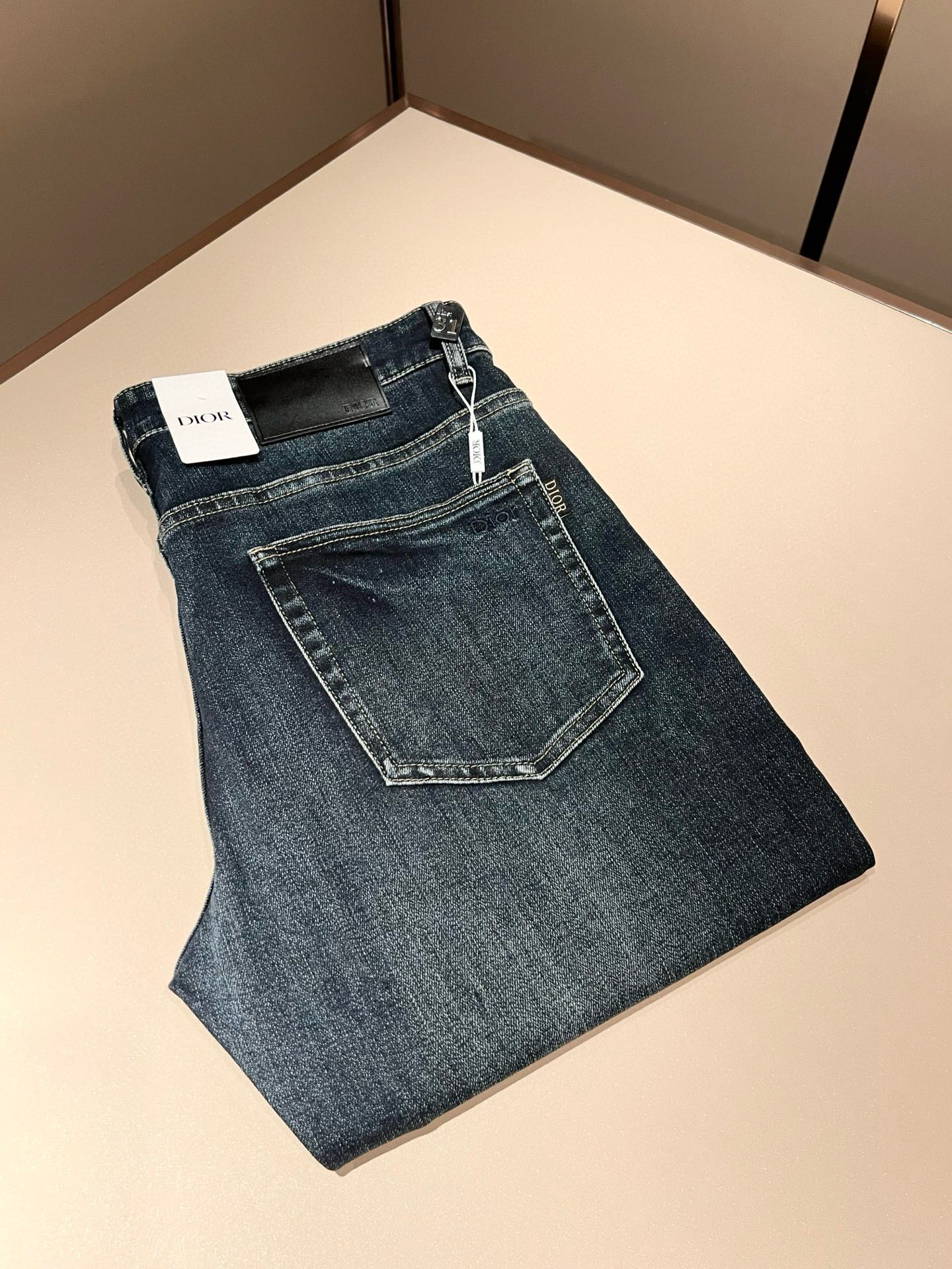 【⚠️🌾退换】Dio*r 迪家 2025秋冬男士水洗小直筒牛仔裤！贸易公司渠道牛货，品相超赞，时尚圈万能