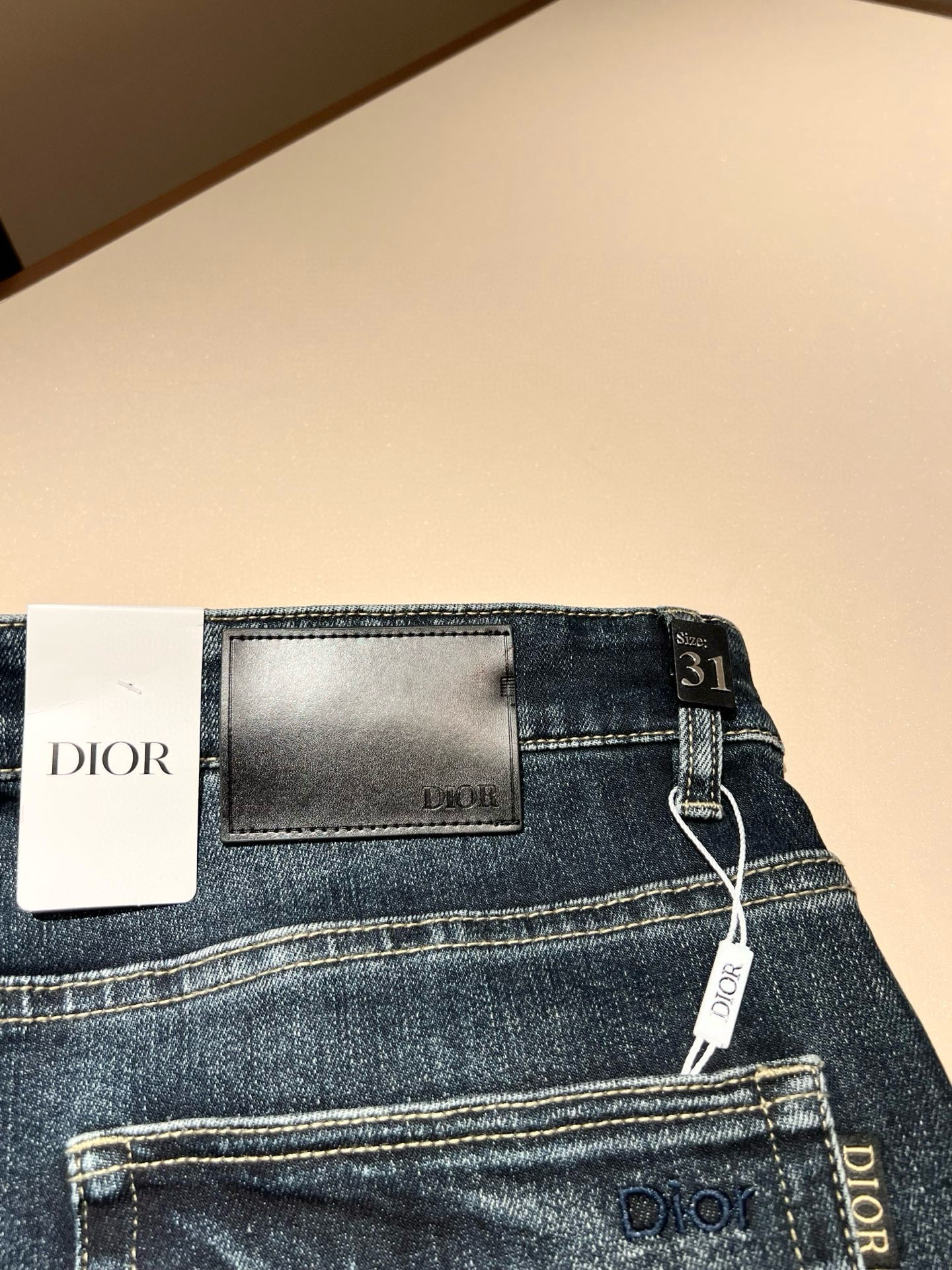 【⚠️🌾退换】Dio*r 迪家 2025秋冬男士水洗小直筒牛仔裤！贸易公司渠道牛货，品相超赞，时尚圈万能