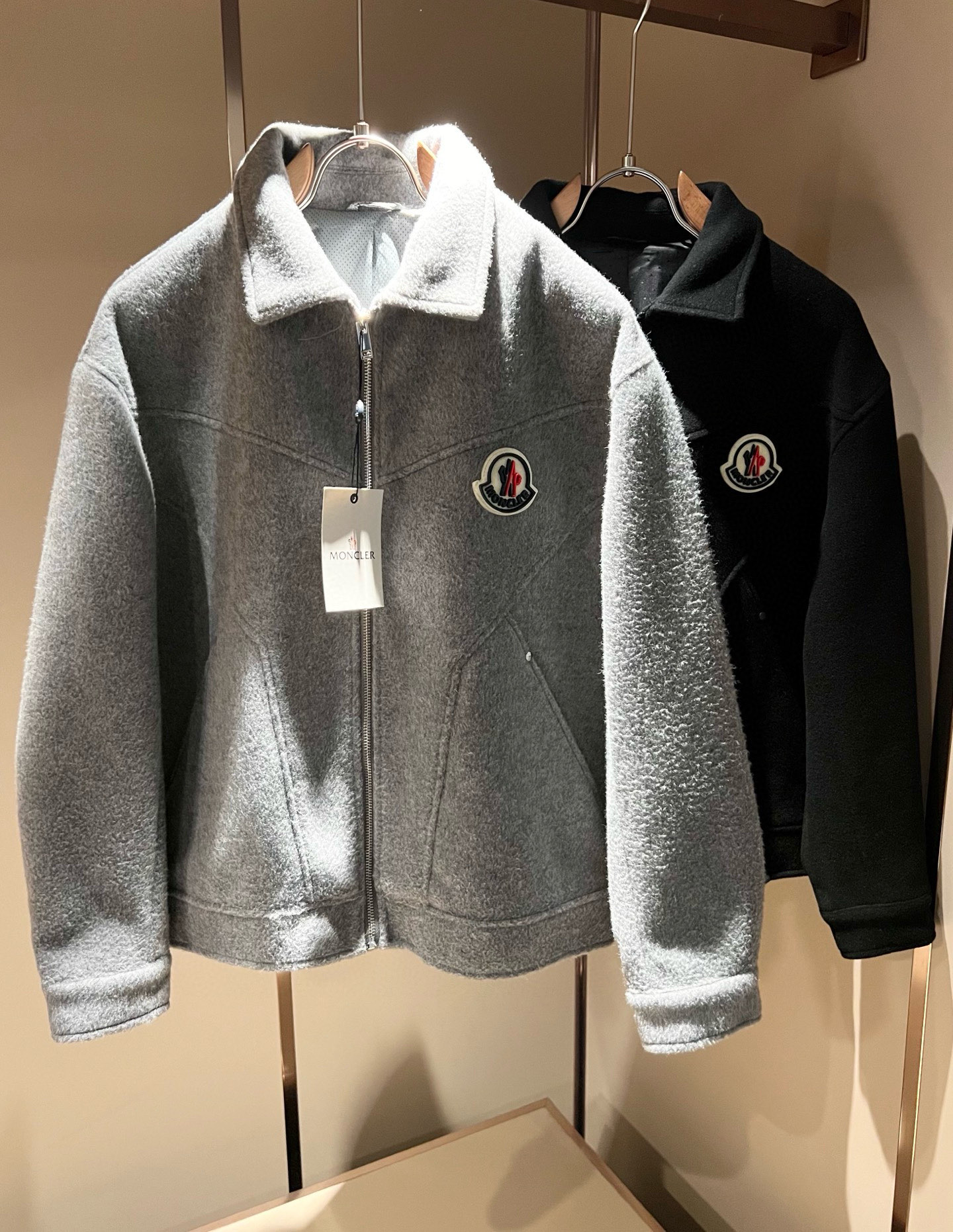 【⚠️🌾退换】Monc*ler蒙*口 2025秋冬经典羊毛呢外套，都市时尚休闲款！面料超软面料帅酷爆款夹