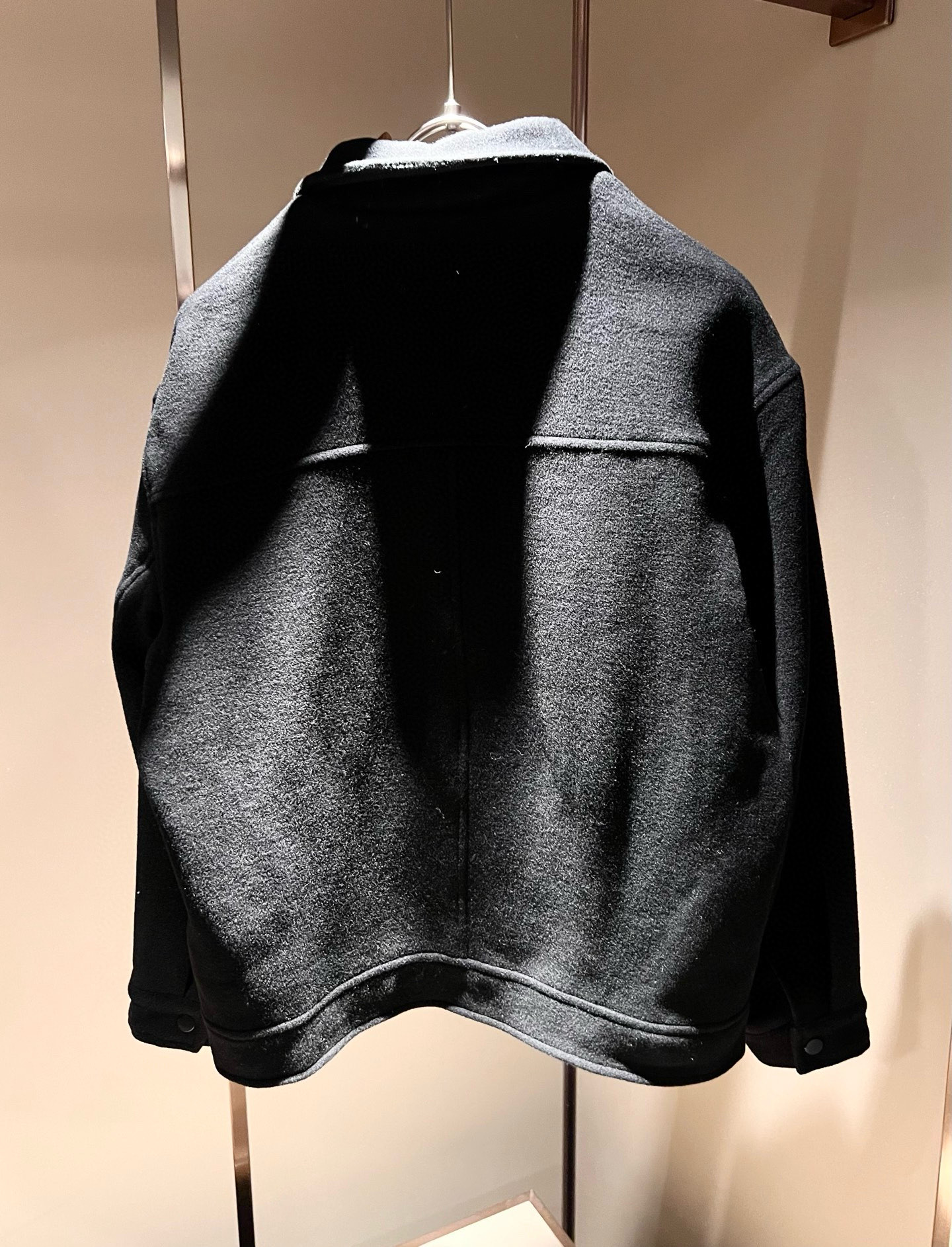 【⚠️🌾退换】Monc*ler蒙*口 2025秋冬经典羊毛呢外套，都市时尚休闲款！面料超软面料帅酷爆款夹