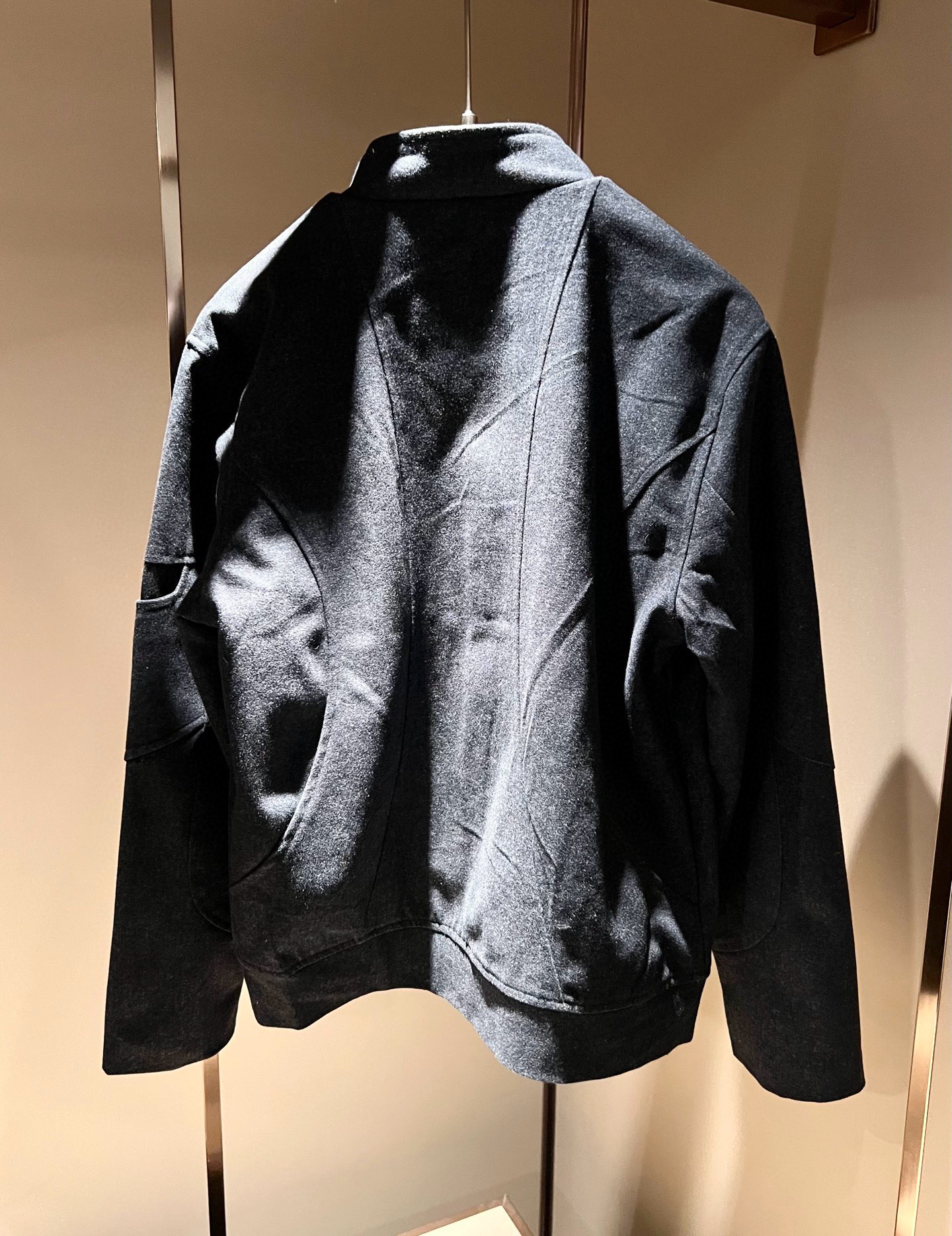 【⚠️🌾退换】Monc*ler蒙*口 2025秋冬经典羊毛呢外套，都市时尚休闲款！面料超软面料帅酷爆款夹