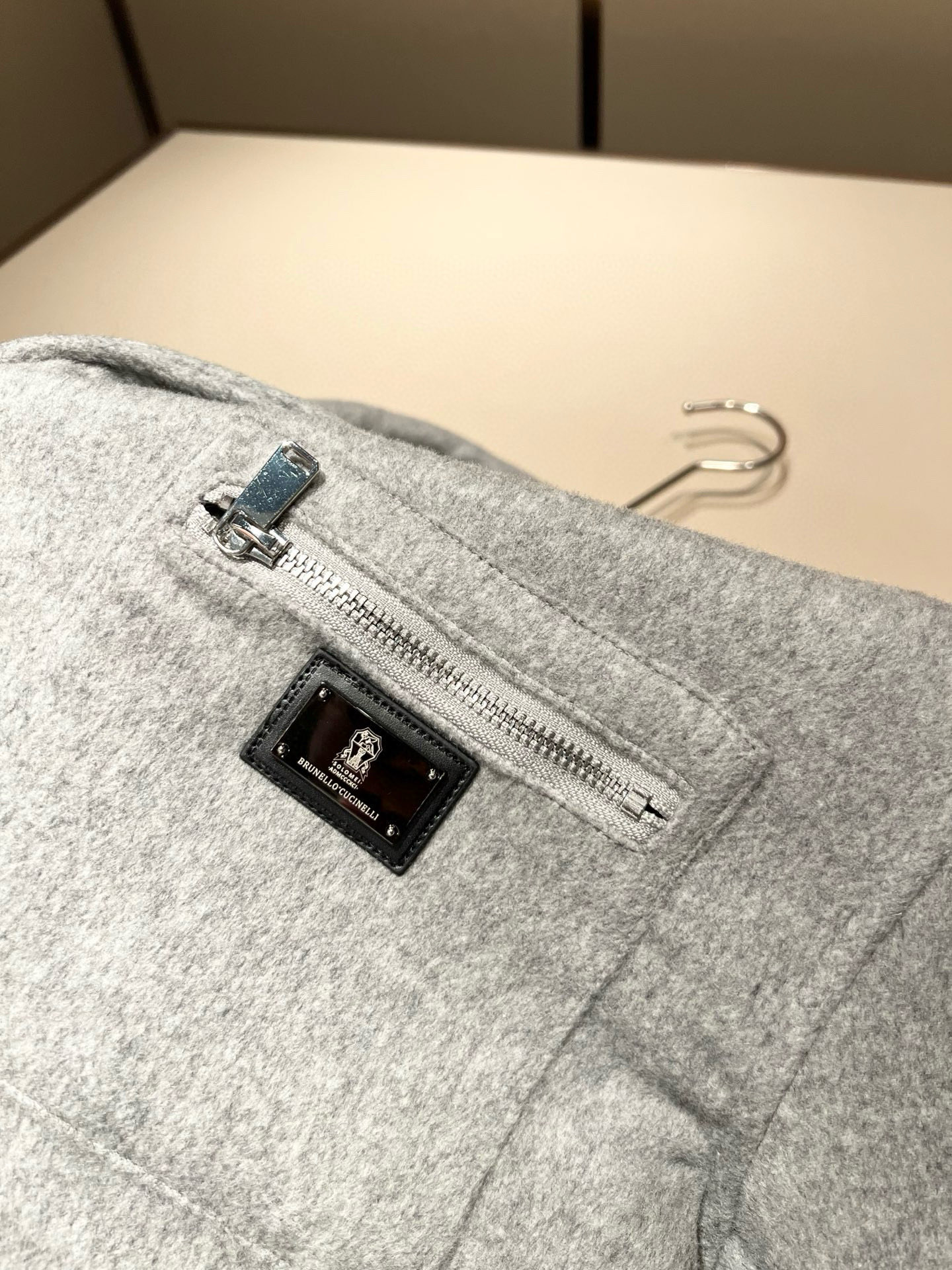 【⚠️🌾退换】Loro Piana诺悠翩雅 2025秋冬新品男士休闲夹克外套，外贸公司订单！客供羊毛呢材