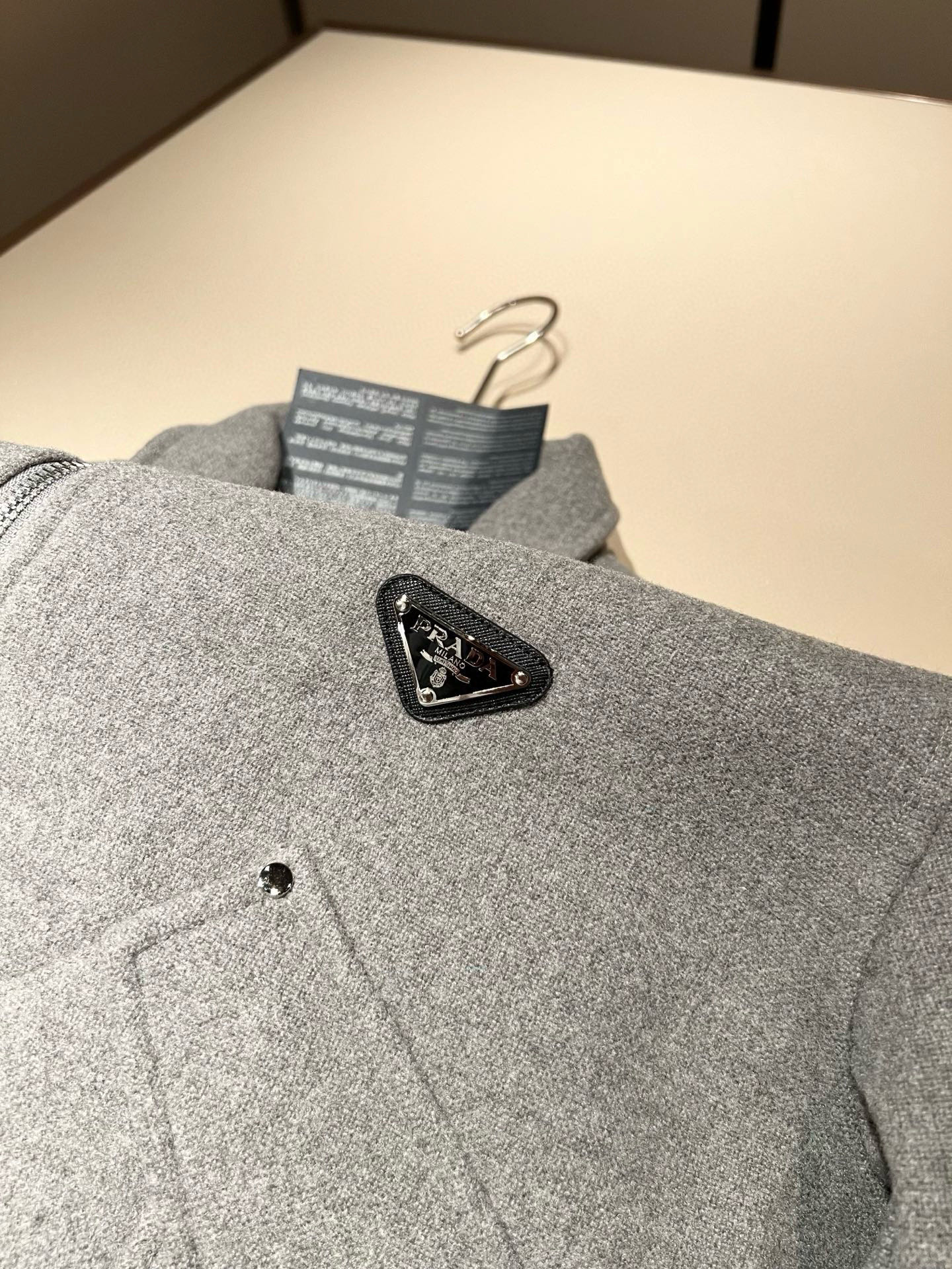 【⚠️🌾退换】PRAD*A普*达 2025秋冬休闲羊毛呢夹克外套，最新时尚休闲西服套装，贸易公司渠道稀出