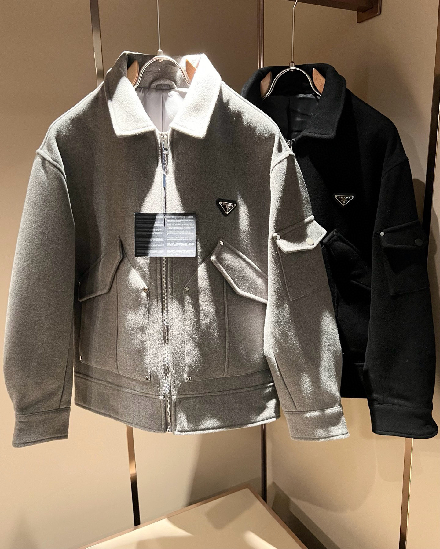 【⚠️🌾退换】PRAD*A普*达 2025秋冬休闲羊毛呢夹克外套，最新时尚休闲西服套装，贸易公司渠道稀出