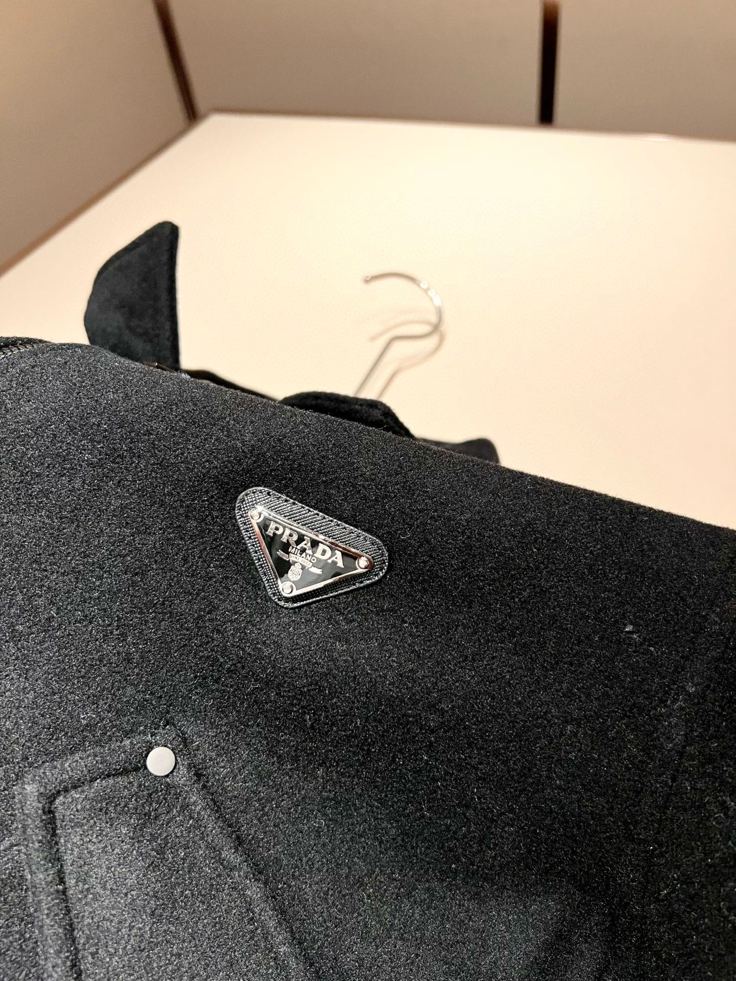 【⚠️🌾退换】PRAD*A普*达 2025秋冬休闲羊毛呢夹克外套，最新时尚休闲西服套装，贸易公司渠道稀出